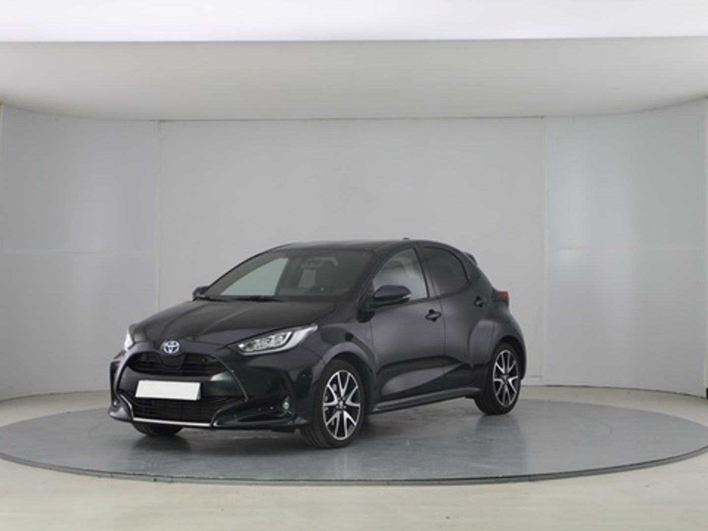 Toyota Yaris 120H Style 85 kW (116 CV) Negro Compact