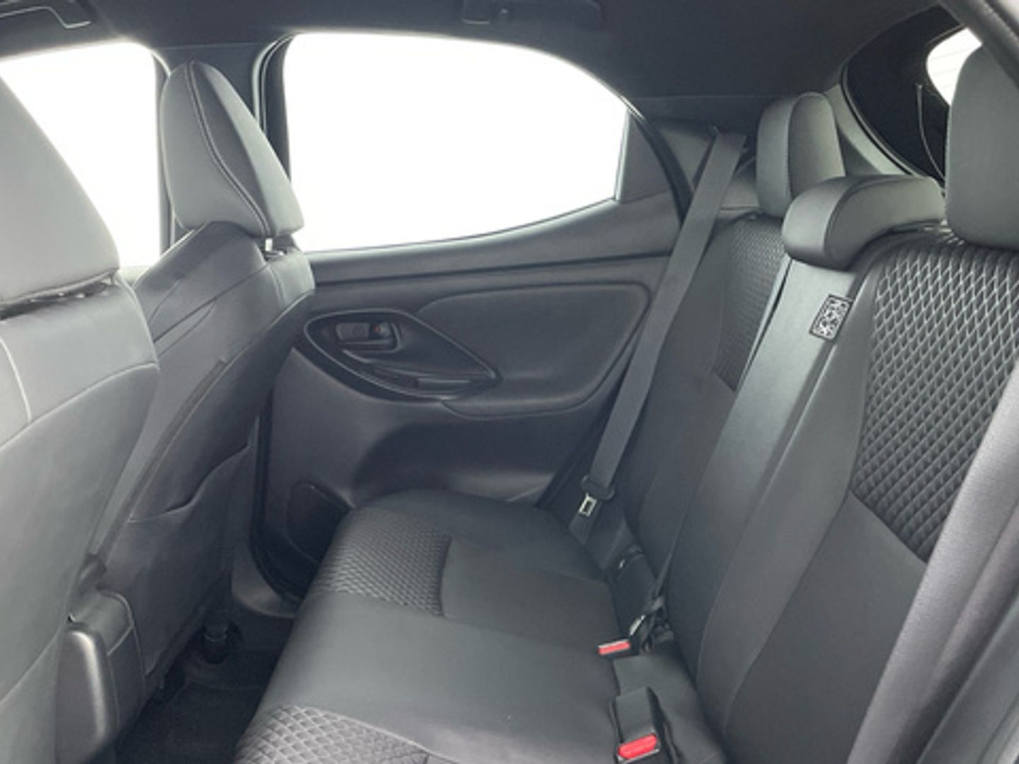 Toyota Yaris 120H Style 85 kW (116 CV)