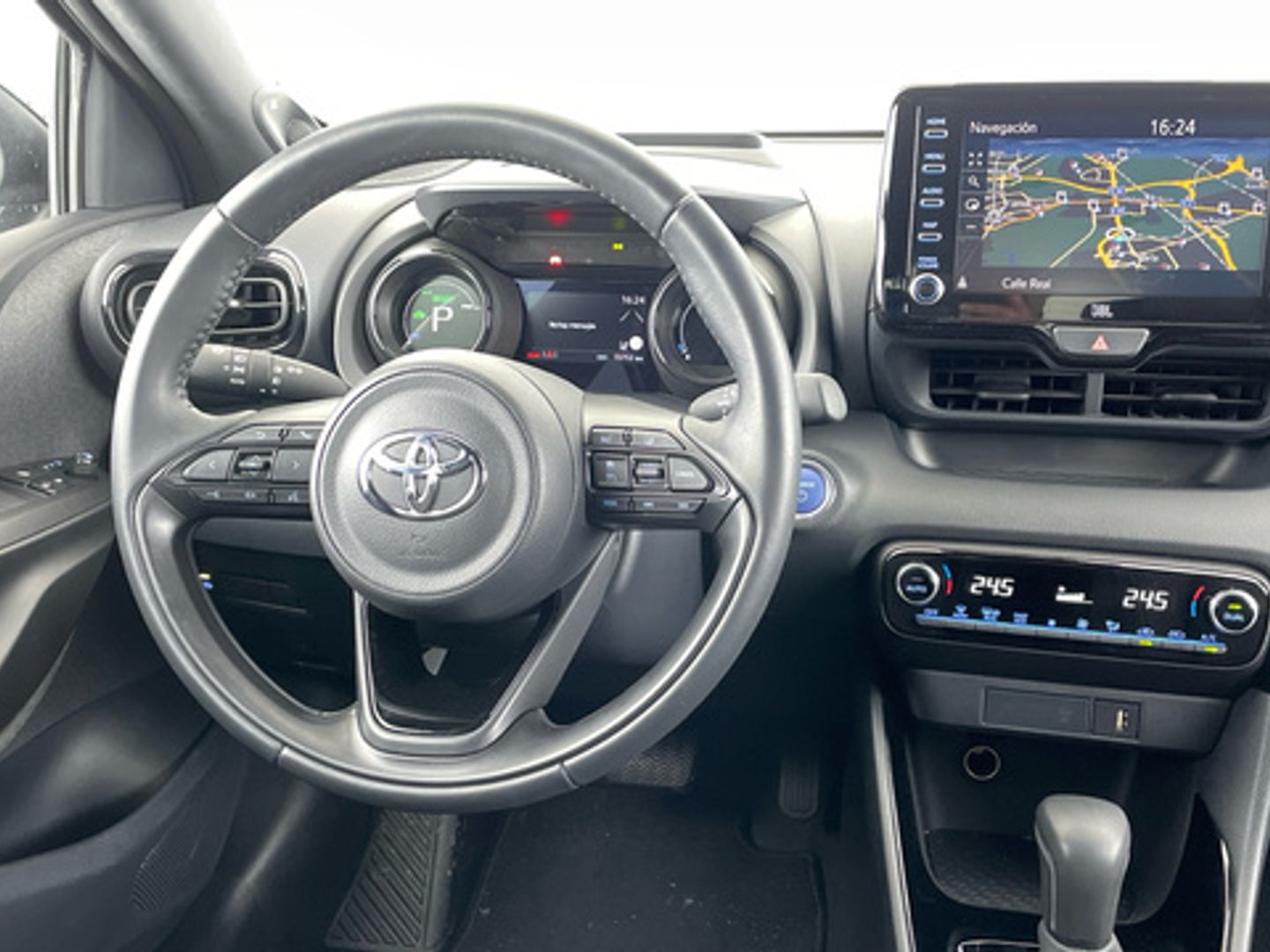 Toyota Yaris 120H Style 85 kW (116 CV)