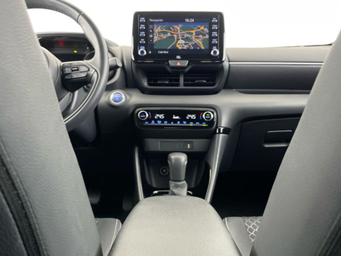 Toyota Yaris 120H Style 85 kW (116 CV)