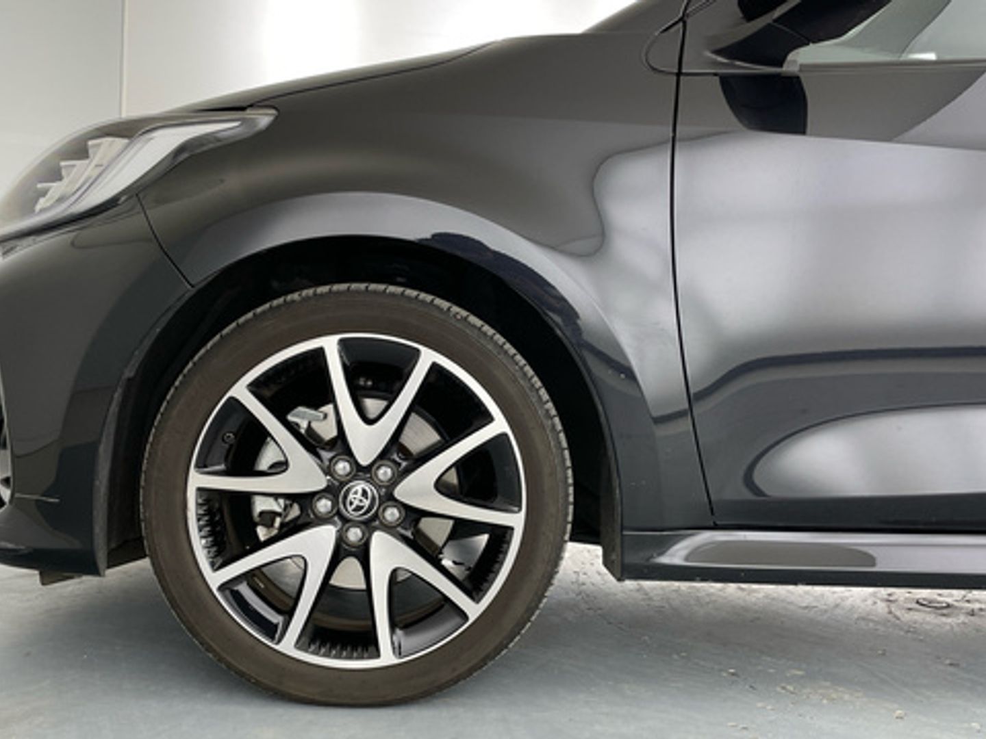 Toyota Yaris 120H Style 85 kW (116 CV)