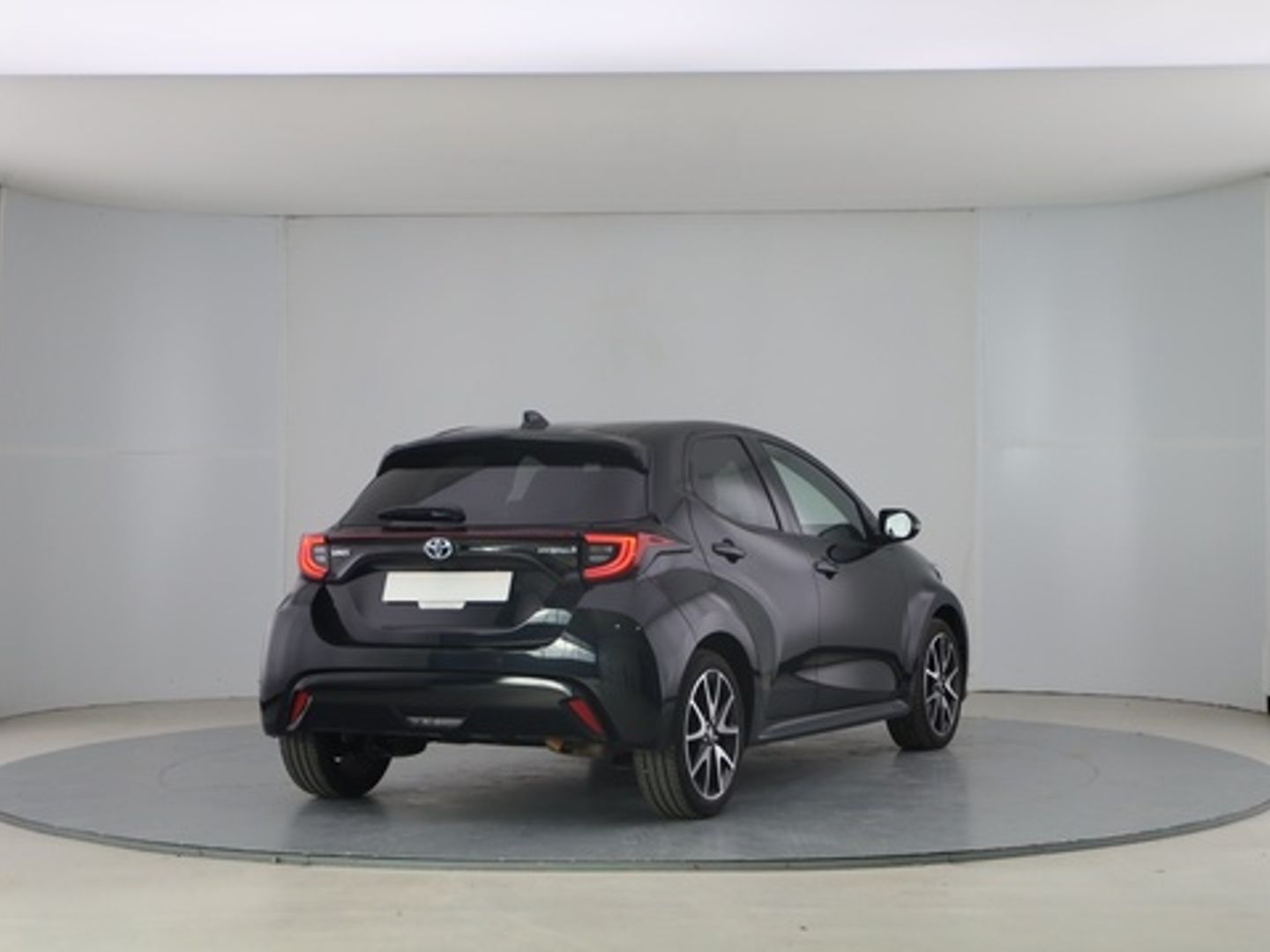 Toyota Yaris 120H Style 85 kW (116 CV)
