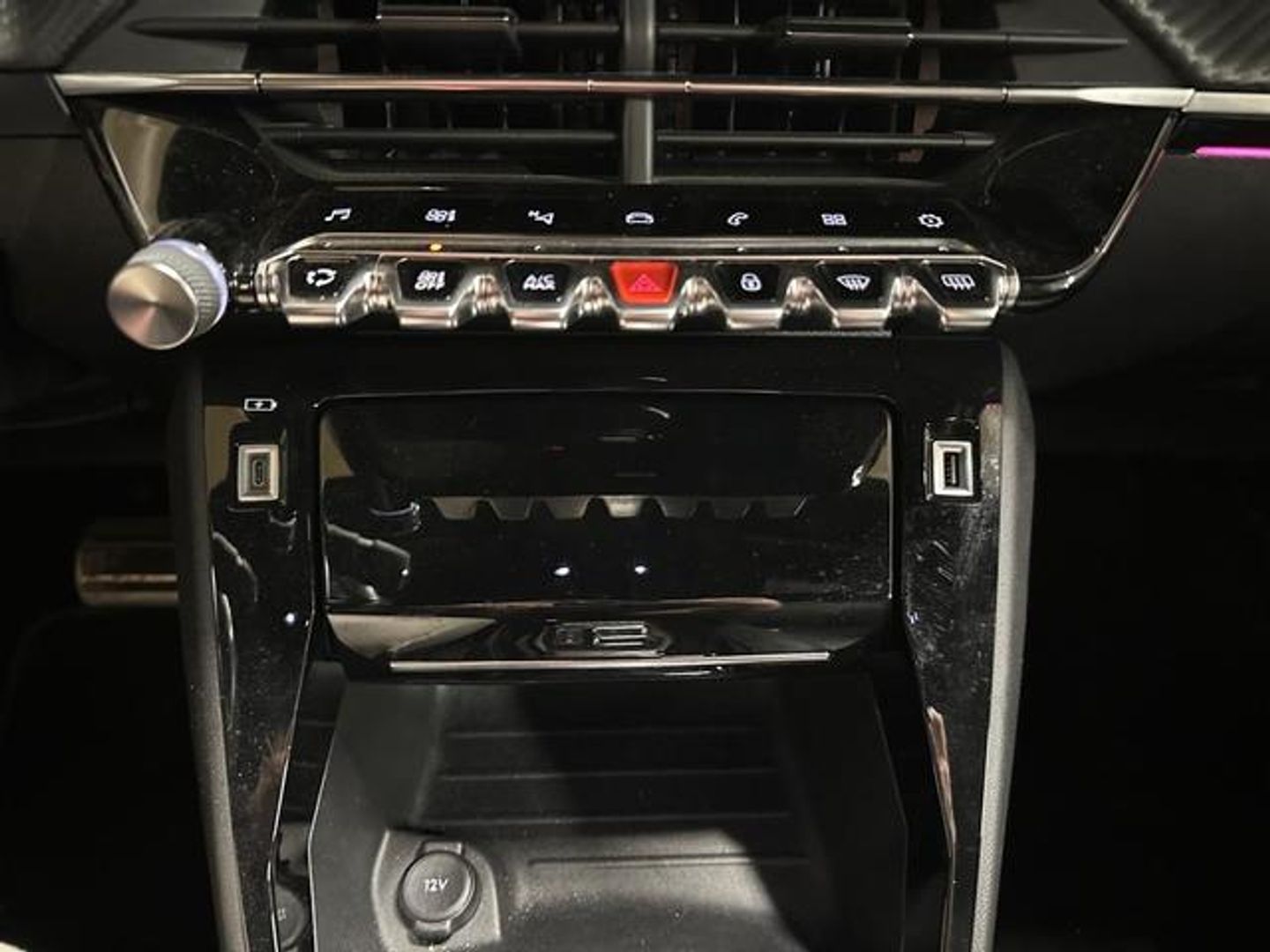 Peugeot 208 PureTech 100 GT EAT8 75 kW (100 CV)