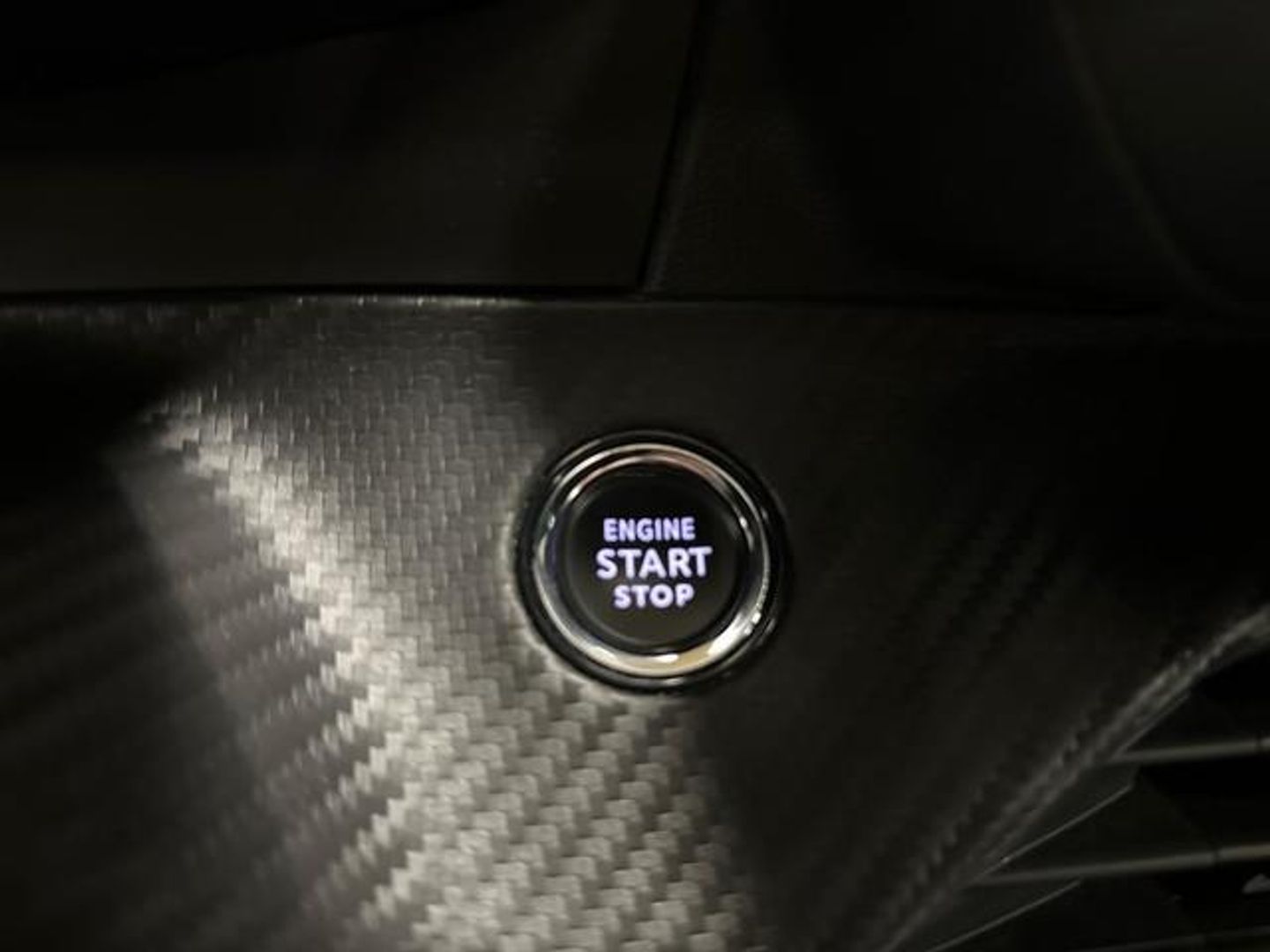 Peugeot 208 PureTech 100 GT EAT8 75 kW (100 CV)