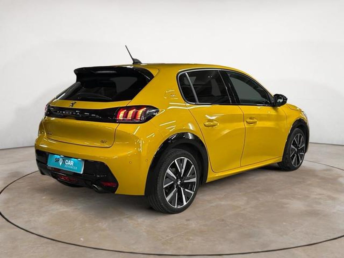 Peugeot 208 PureTech 100 GT EAT8 75 kW (100 CV)