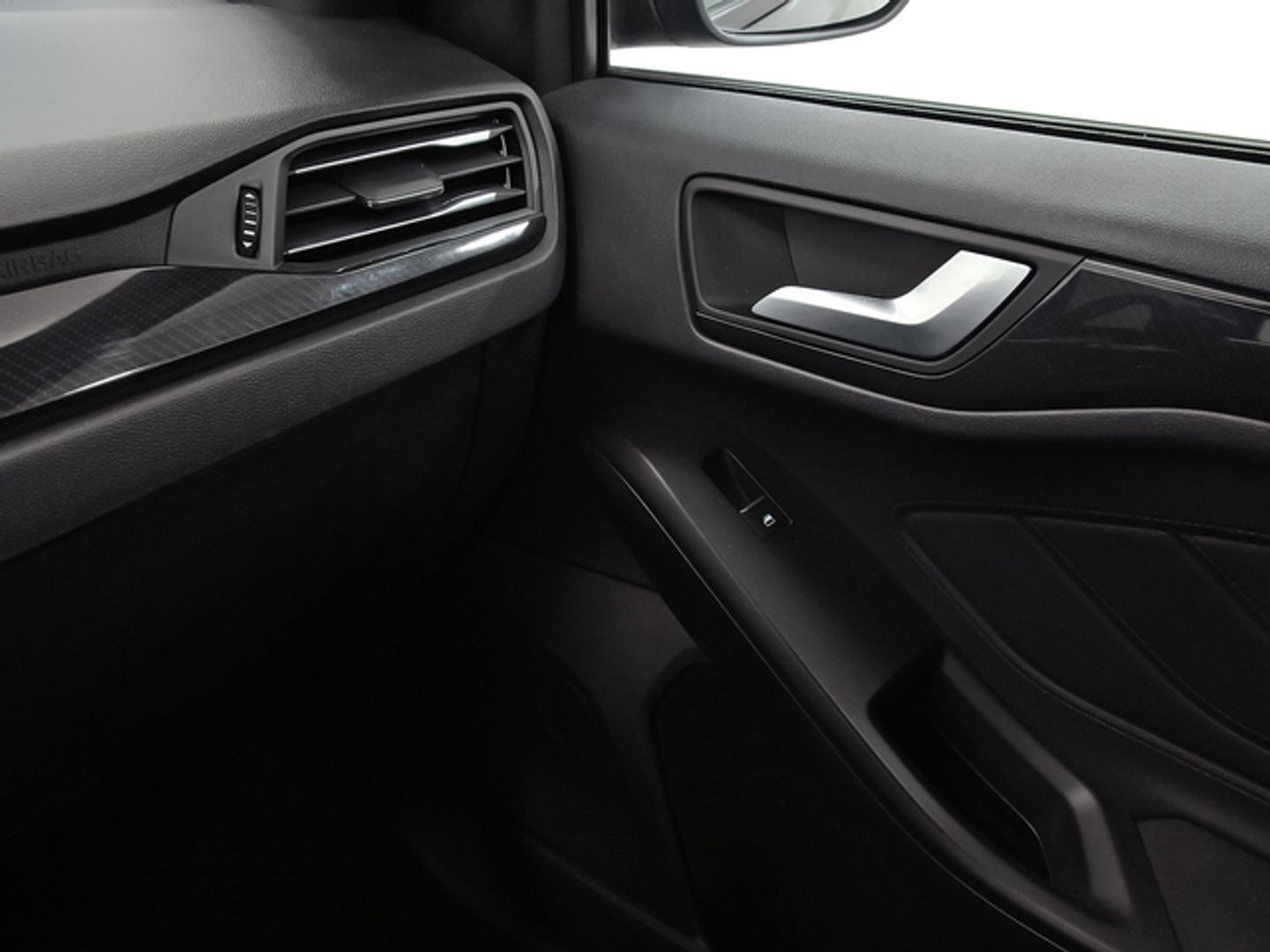 Ford Focus 1.0 Ecoboost MHEV ST-Line 114 kW (155 CV)