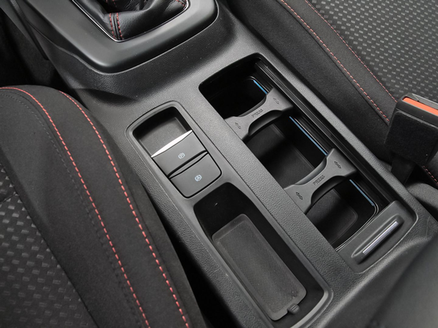 Ford Focus 1.0 Ecoboost MHEV ST-Line 114 kW (155 CV)
