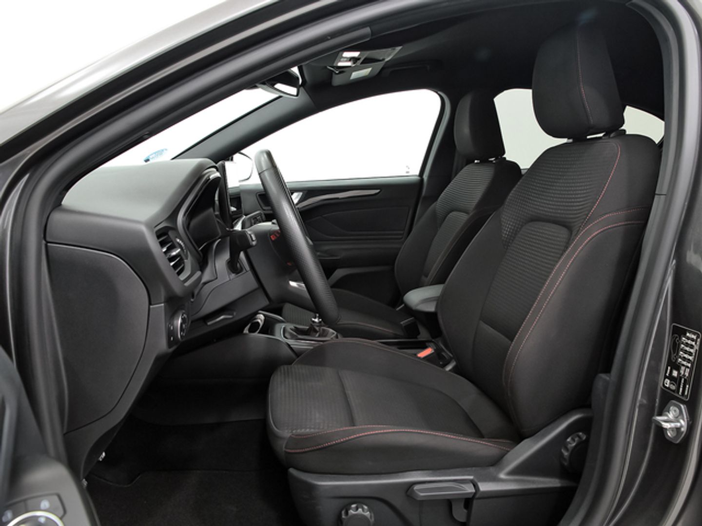 Ford Focus 1.0 Ecoboost MHEV ST-Line 114 kW (155 CV)