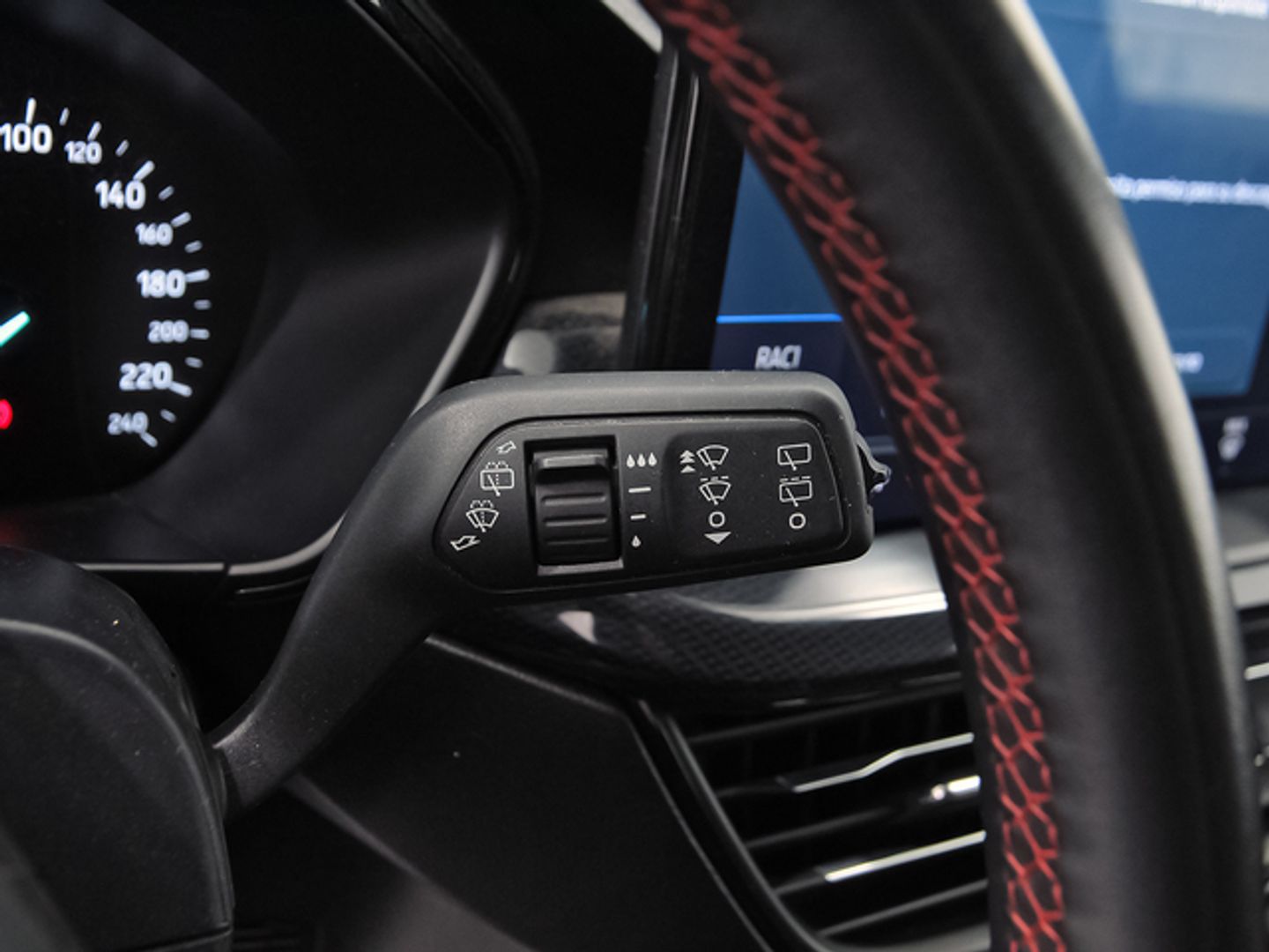 Ford Focus 1.0 Ecoboost MHEV ST-Line 114 kW (155 CV)
