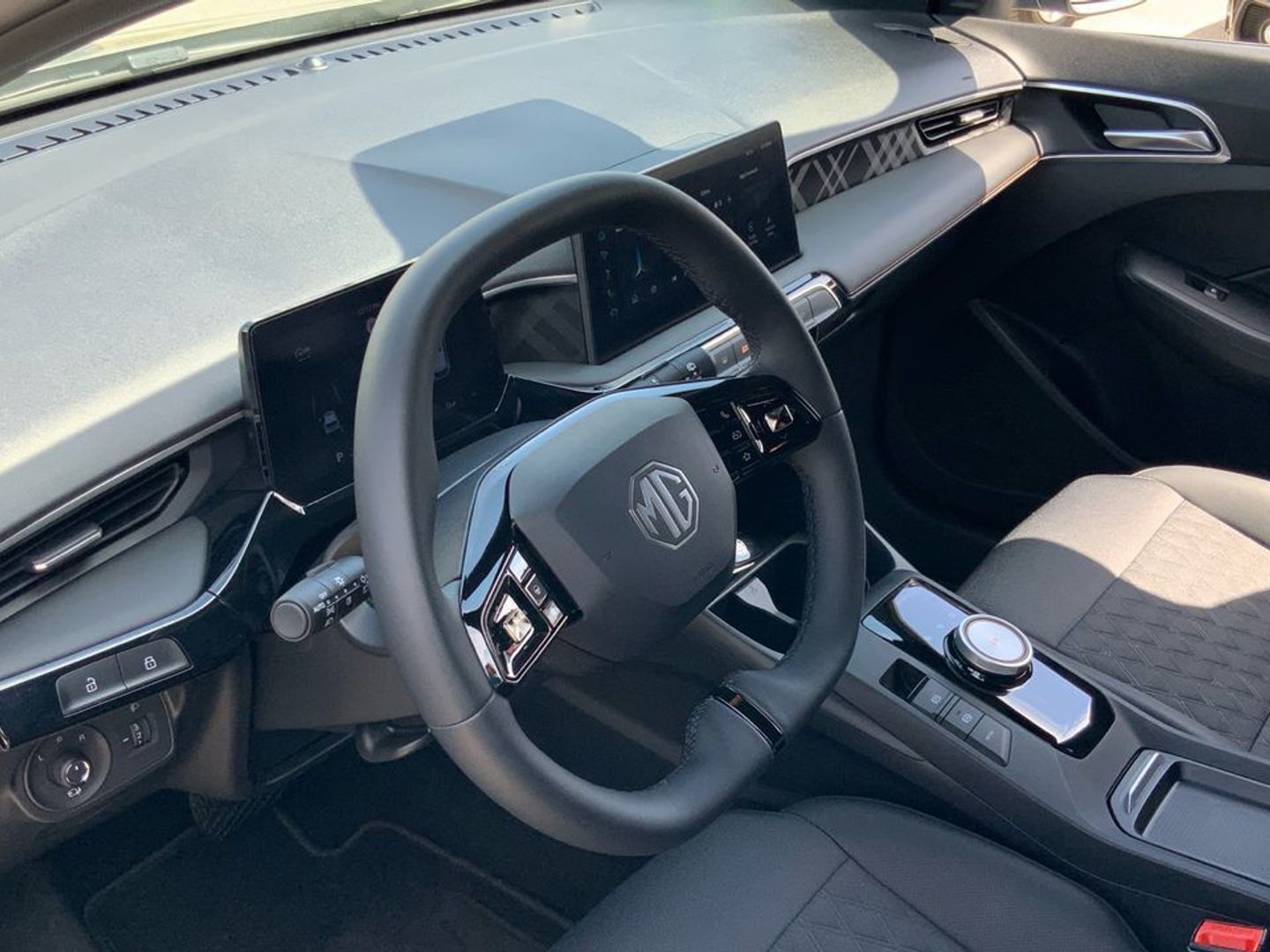 MG MG3 Hybrid+ Luxury 143 kW (195 CV)