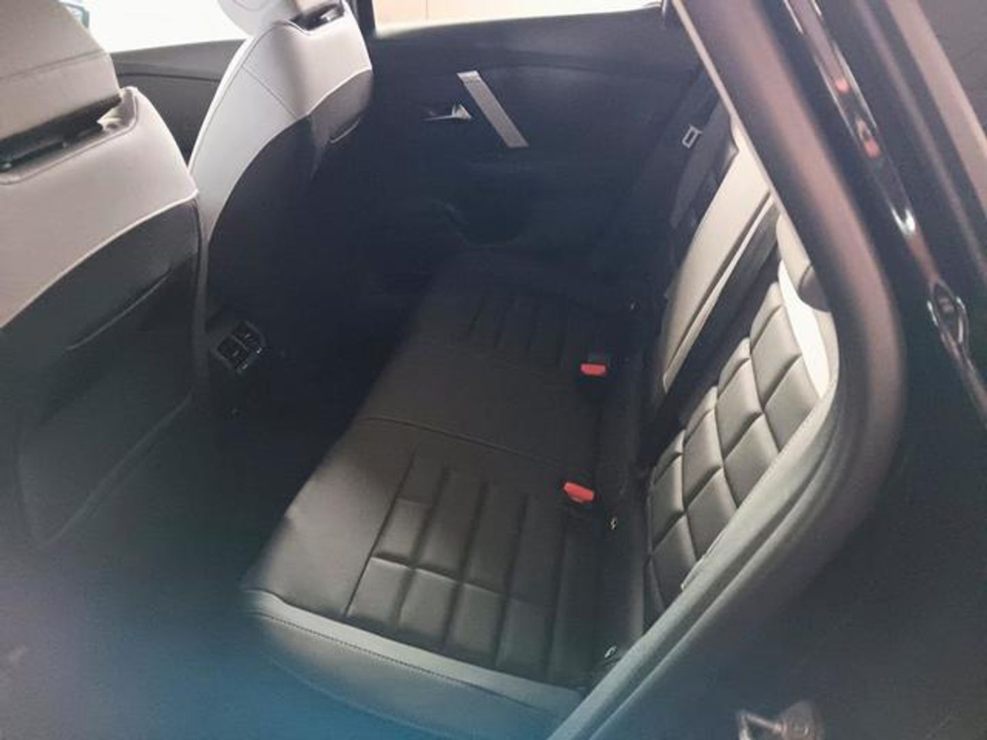 Citroen C4 Hybrid 136 e-DCS6 Max 100 kW (136 CV)