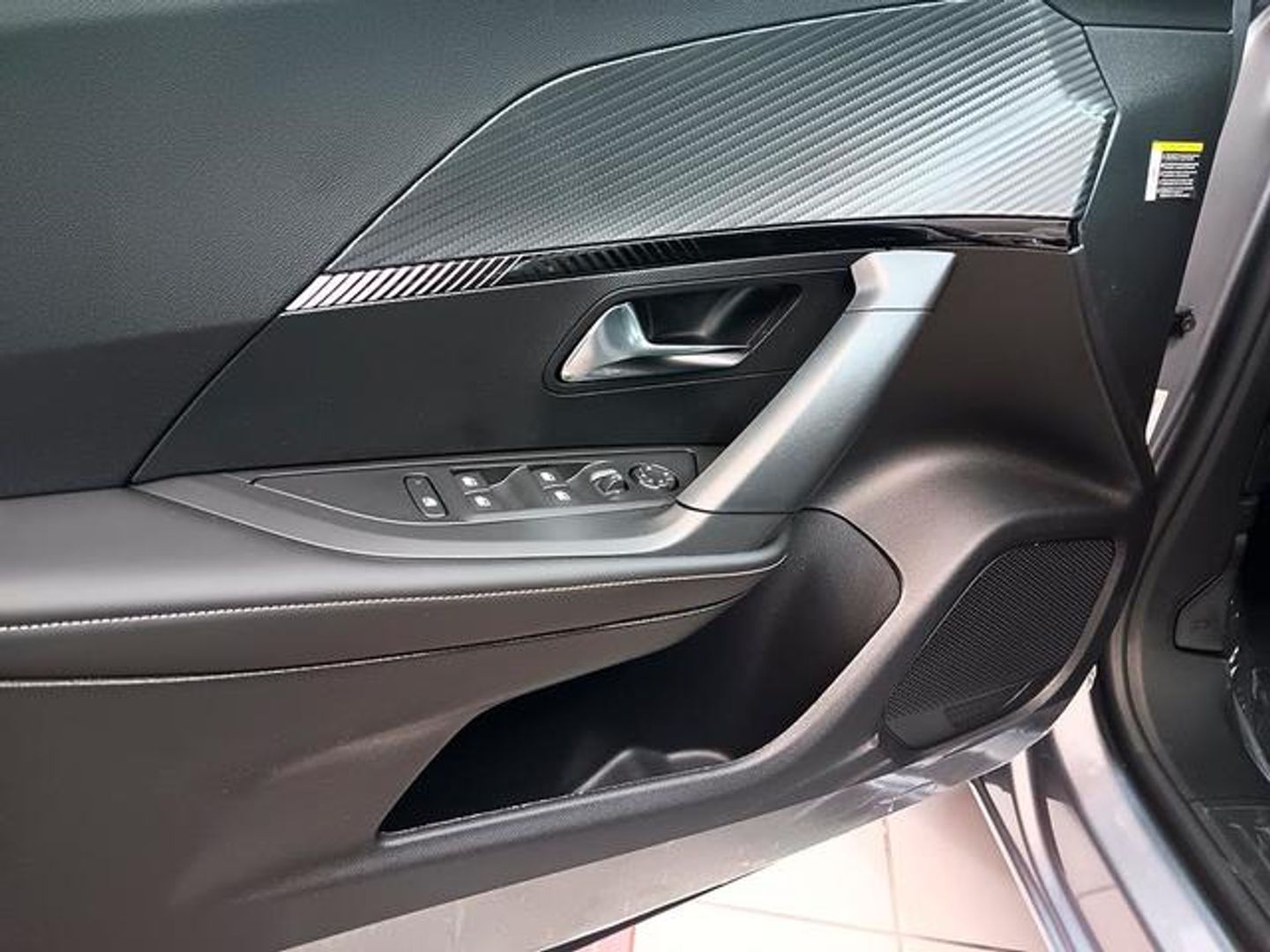 Peugeot 2008 PureTech 100 S&S Allure 75 kW (100 CV)