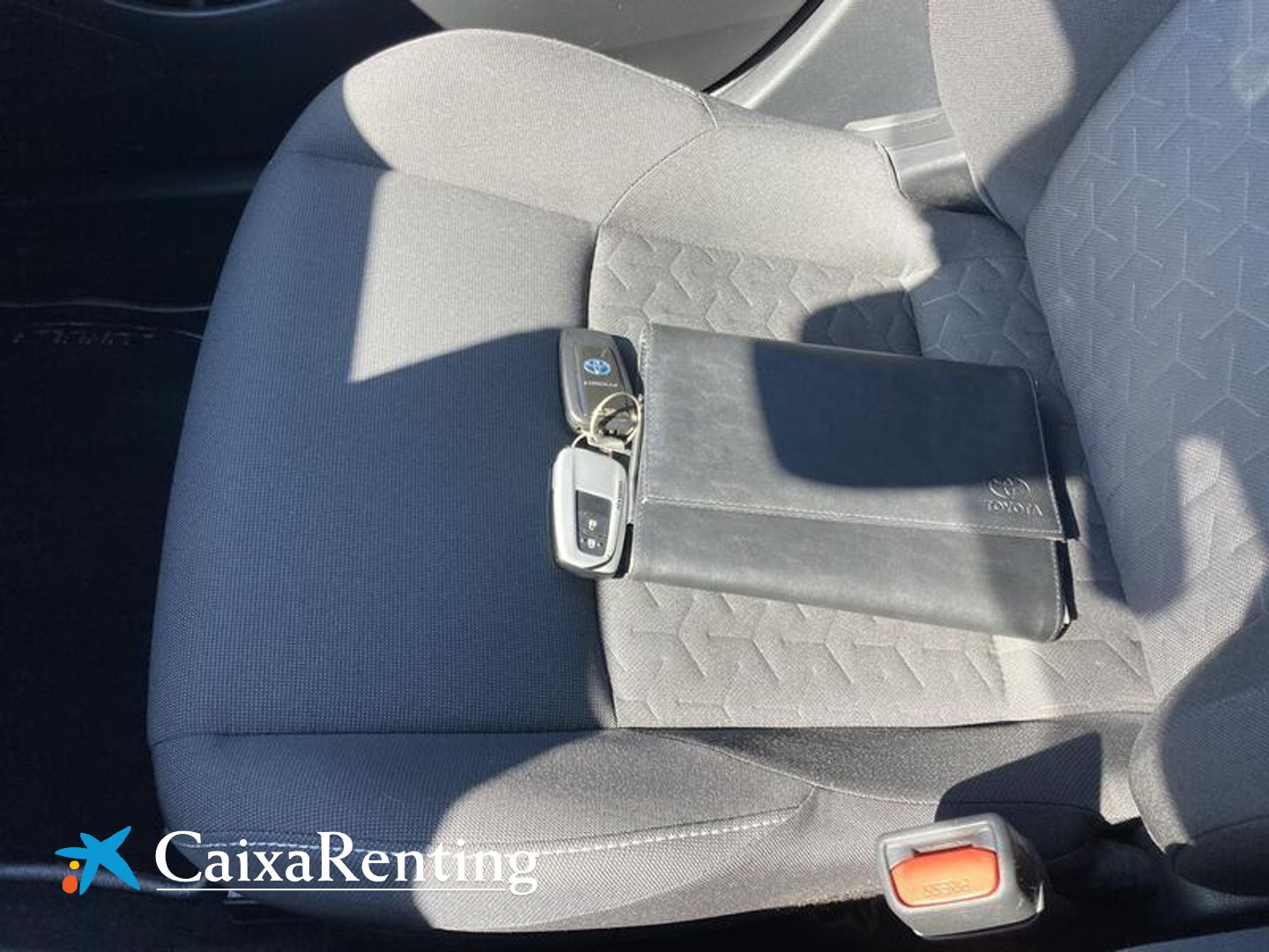 Toyota Corolla 1.8 125 Híbrido Active Tech E-CVT 90 kW (122 CV)