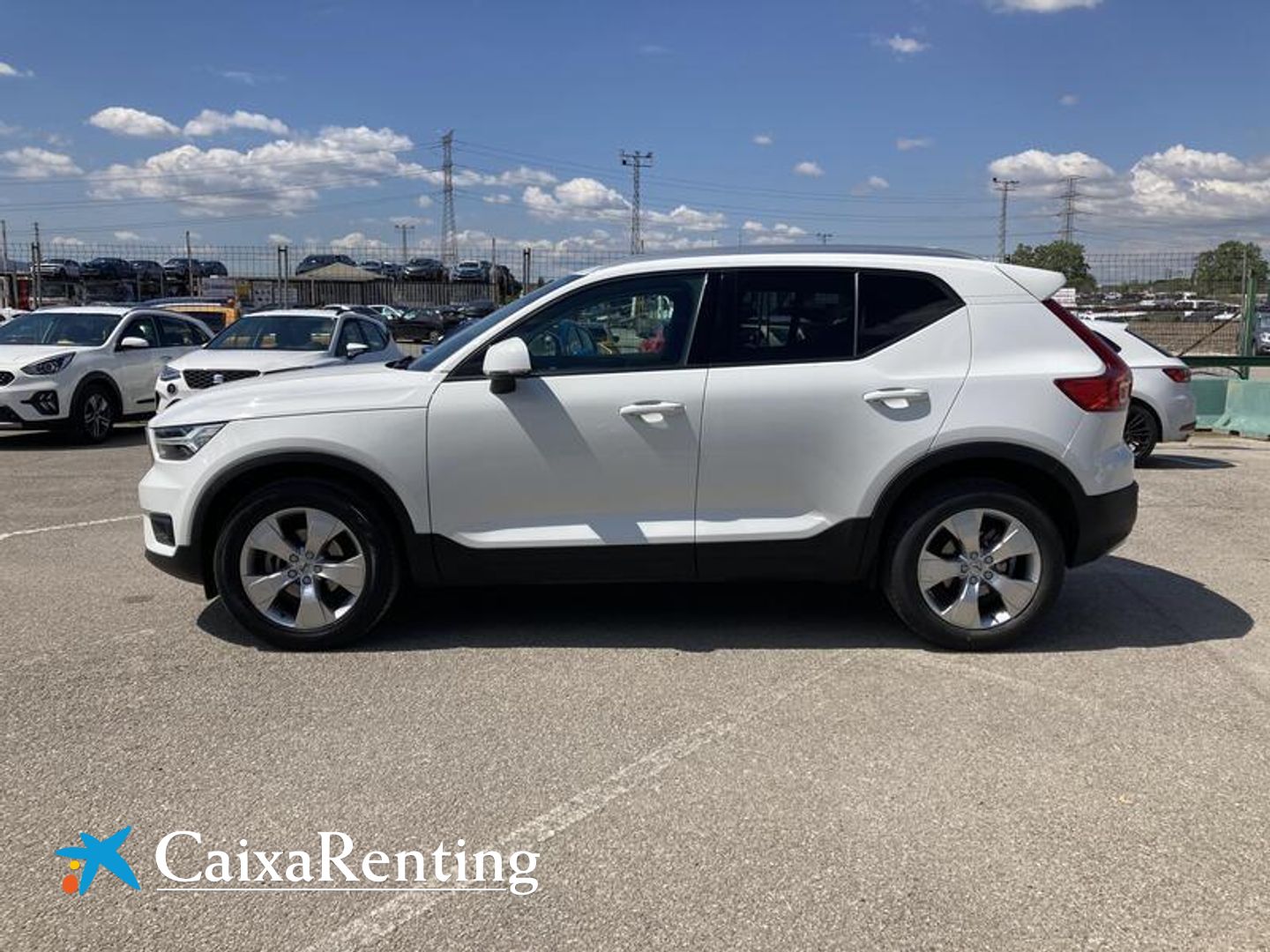 Volvo XC40 T2 Momentum Pro Auto 95 kW (129 CV)
