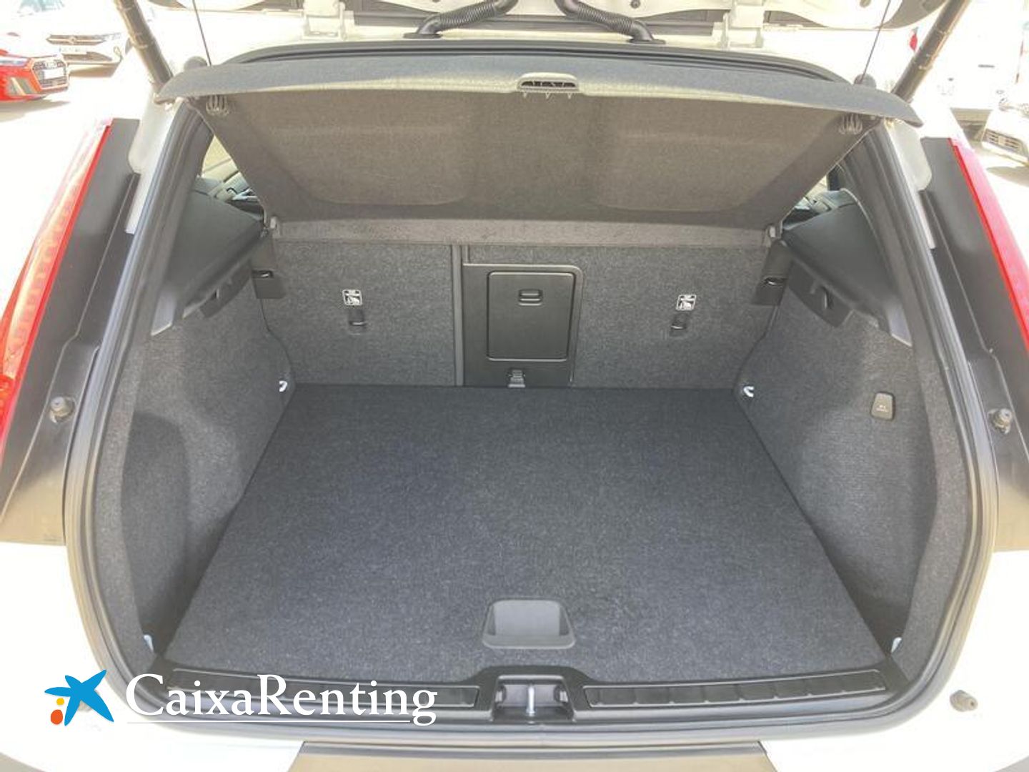 Volvo XC40 T2 Momentum Pro Auto 95 kW (129 CV)