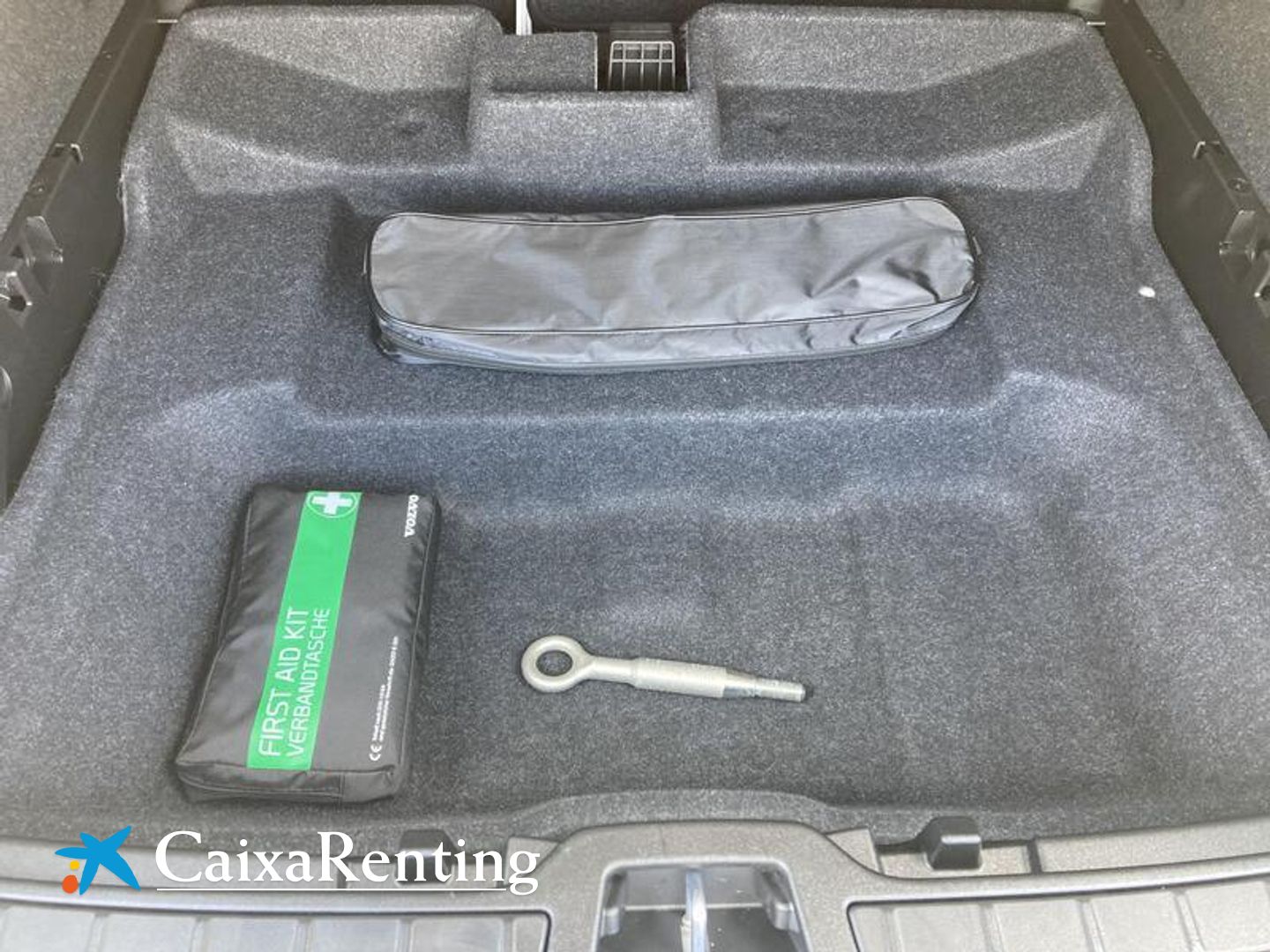 Volvo XC40 T2 Momentum Pro Auto 95 kW (129 CV)