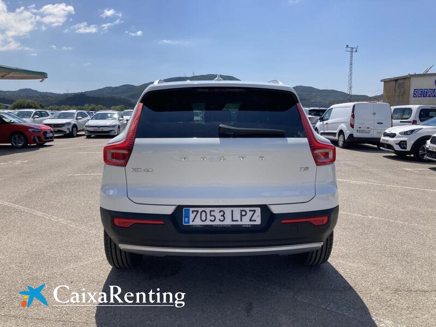 Volvo XC40 T2 Momentum Pro Auto 95 kW (129 CV)