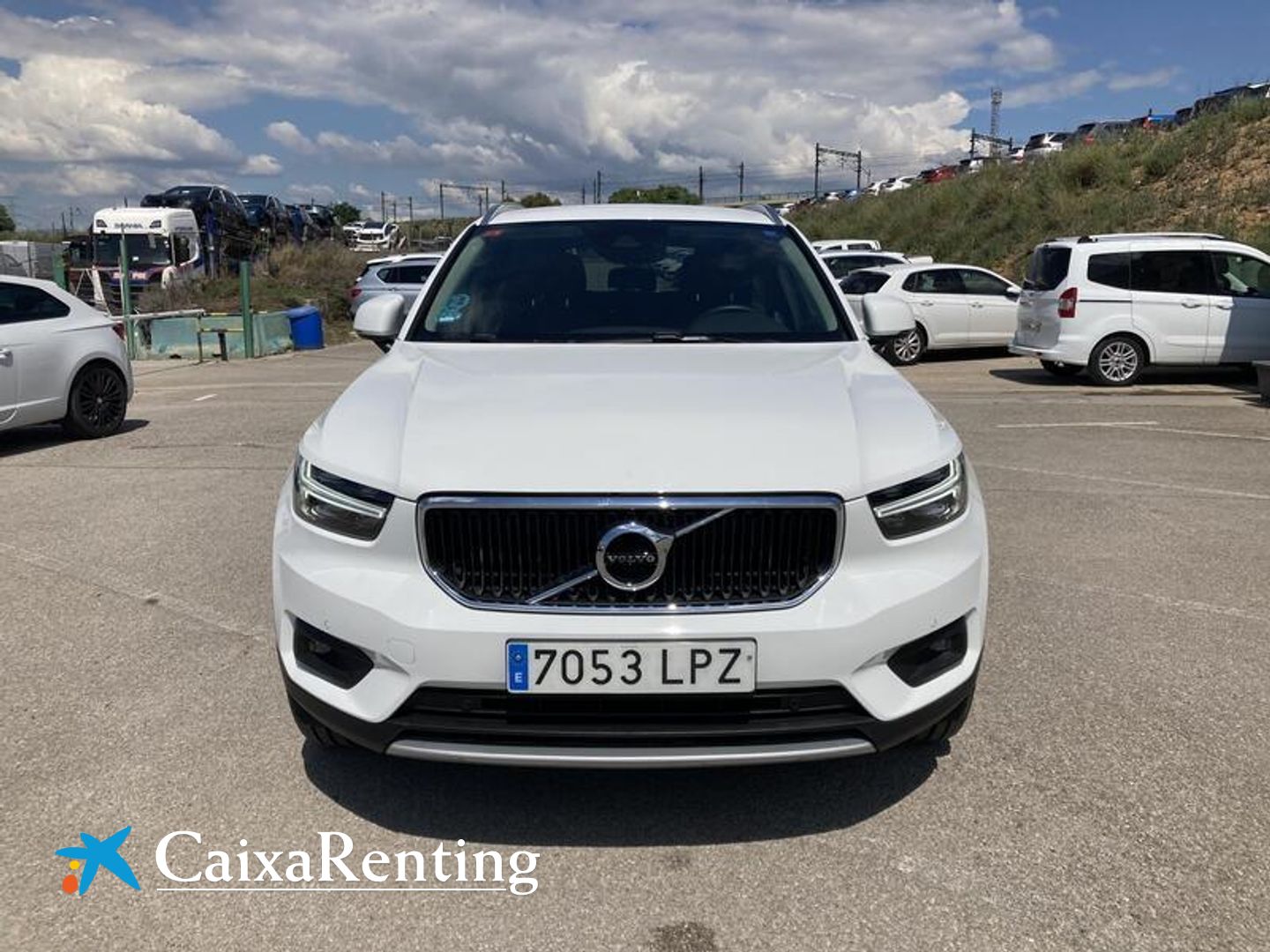 Volvo XC40 T2 Momentum Pro Auto 95 kW (129 CV)