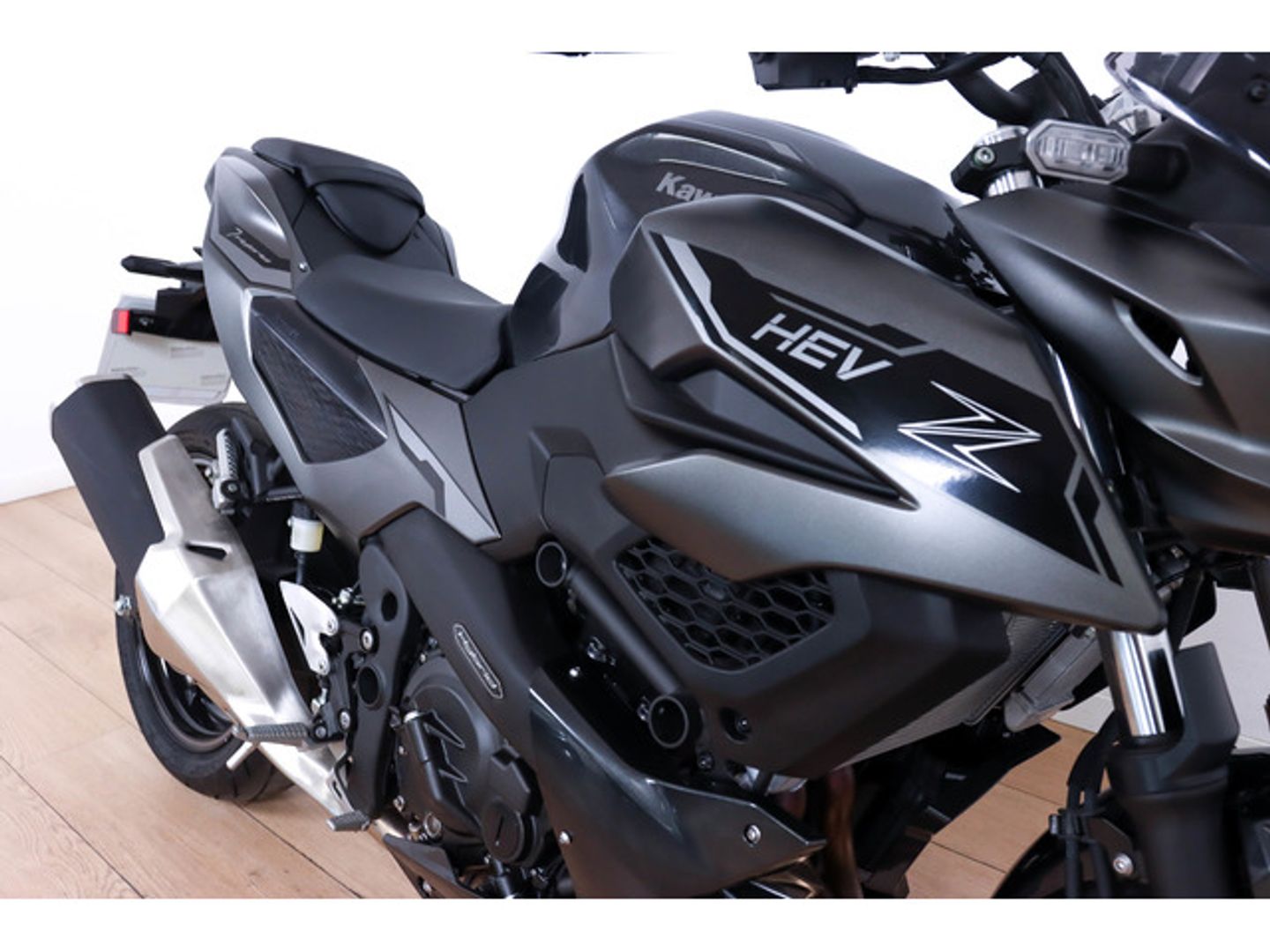Kawasaki Z7 Hybrid