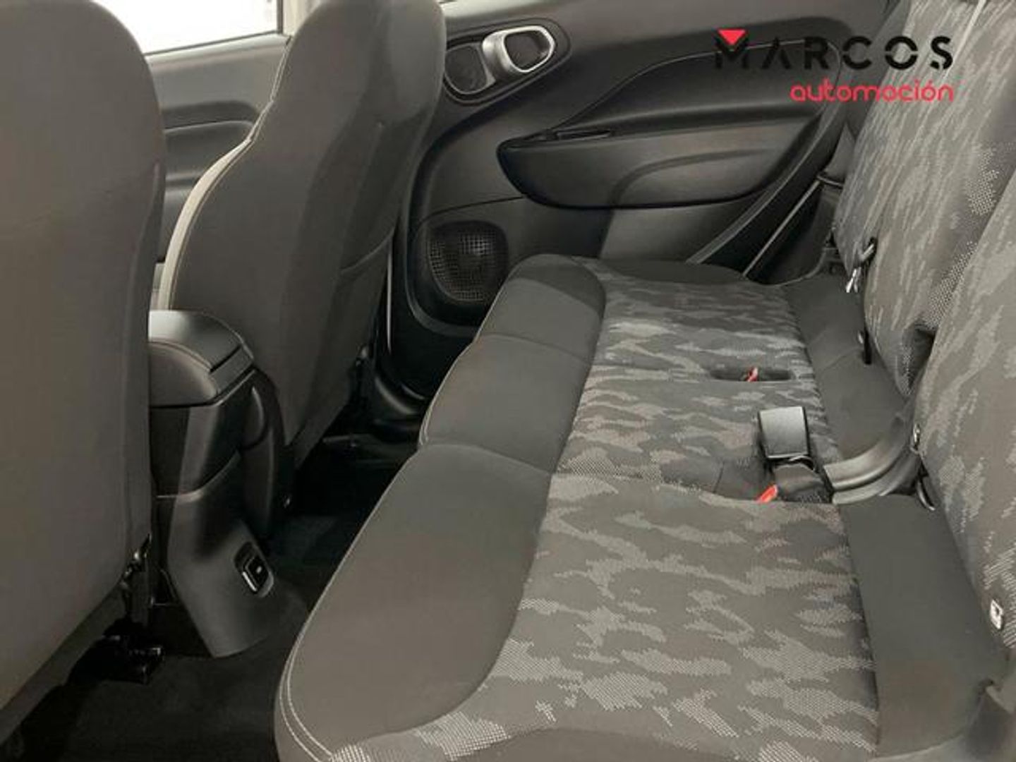 Fiat 500L 1.4 16v Cross 70 kW (95 CV)