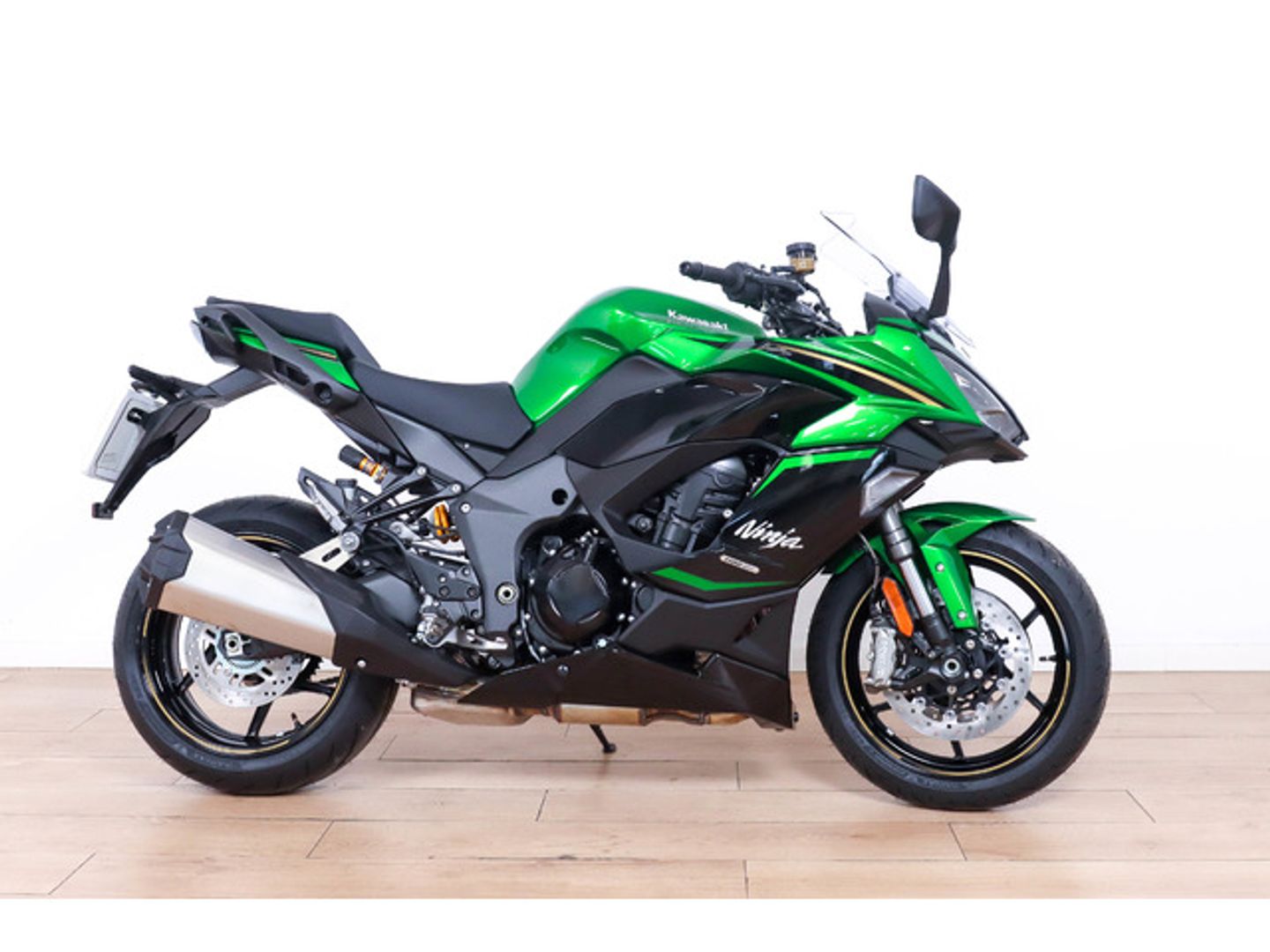Kawasaki Ninja 1100SX Verde Motorcycle