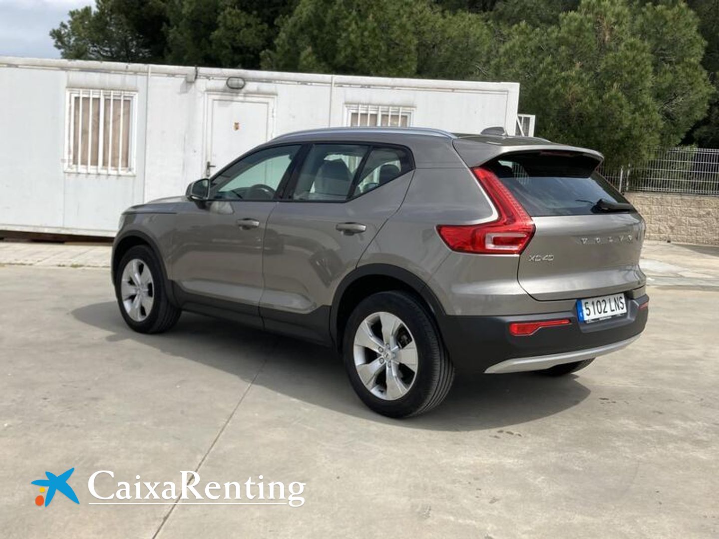 Volvo XC40 T2 Momentum Pro 95 kW (129 CV)