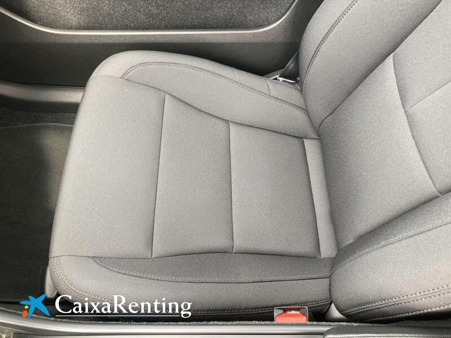 Volvo XC40 T2 Momentum Pro 95 kW (129 CV)