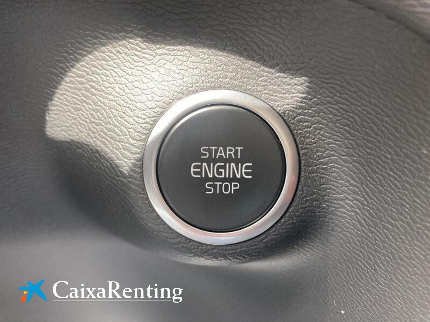Volvo XC40 T2 Momentum Pro 95 kW (129 CV)