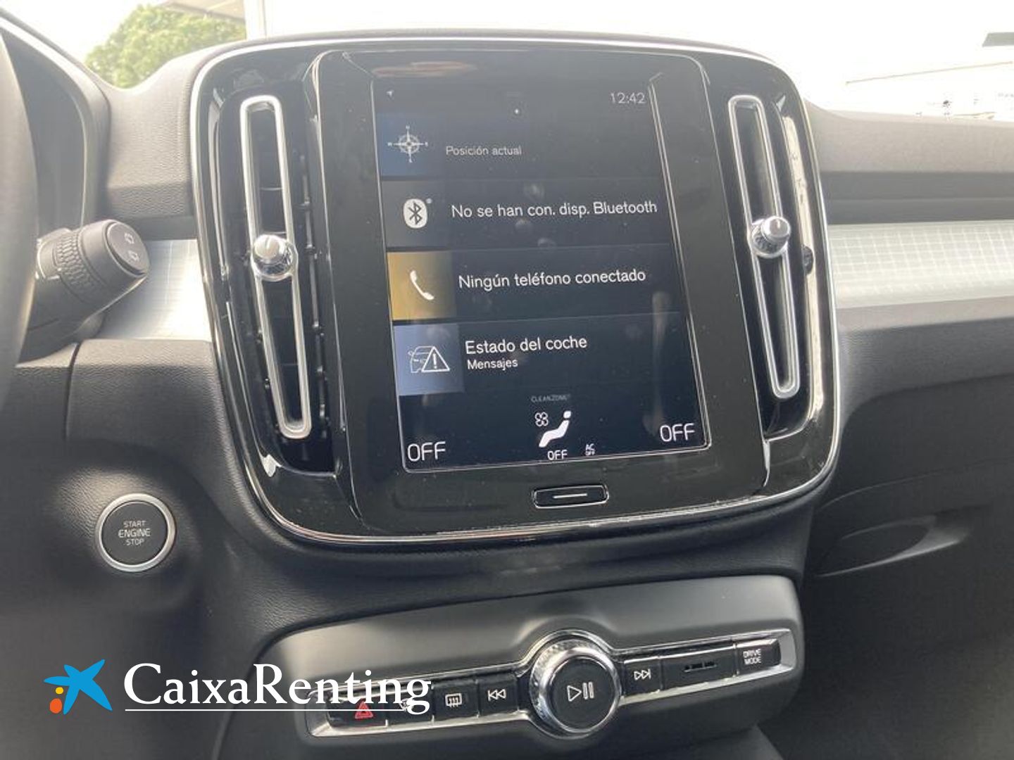 Volvo XC40 T2 Momentum Pro 95 kW (129 CV)