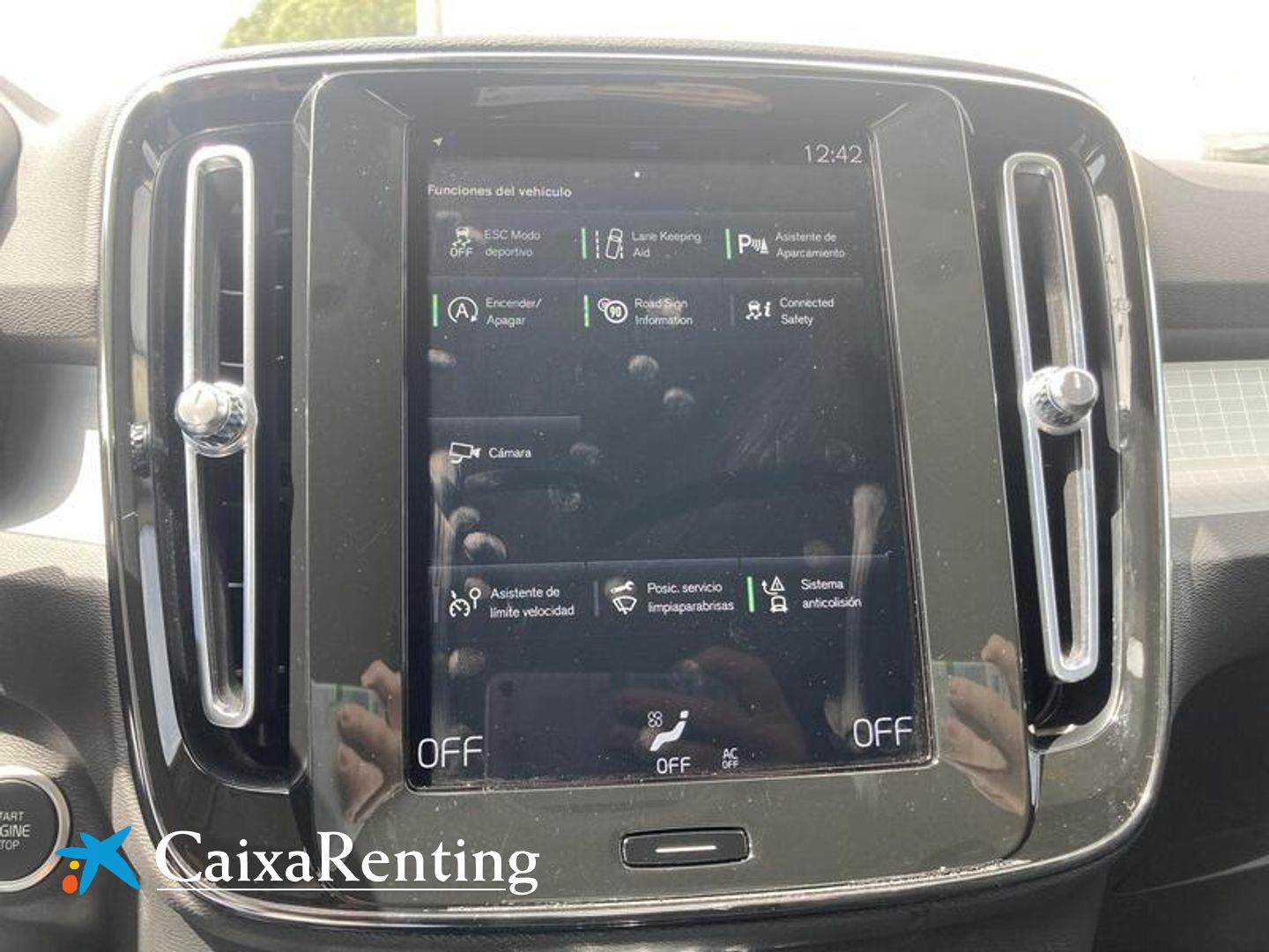 Volvo XC40 T2 Momentum Pro 95 kW (129 CV)
