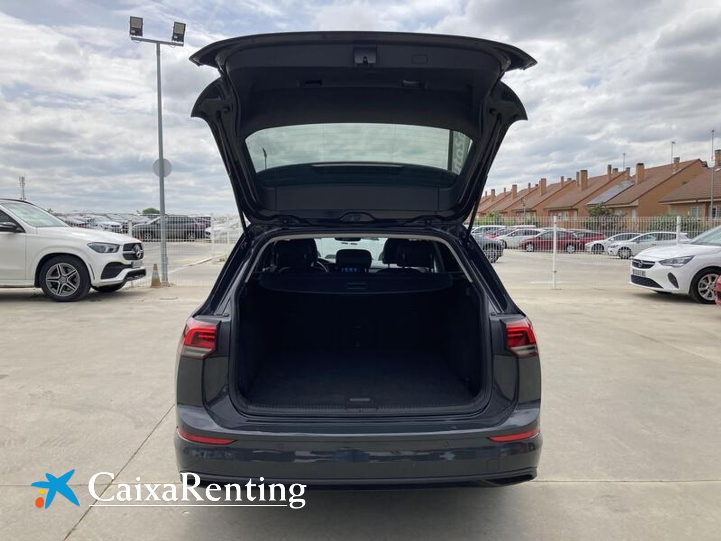 Volkswagen Golf Variant Life 2.0 TDI 85 kW (115 CV)