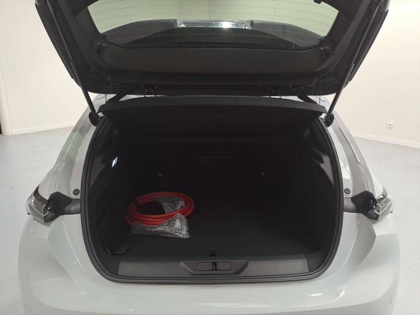 Peugeot e-308 First Edition Eléctrico 115 kW (156 CV)