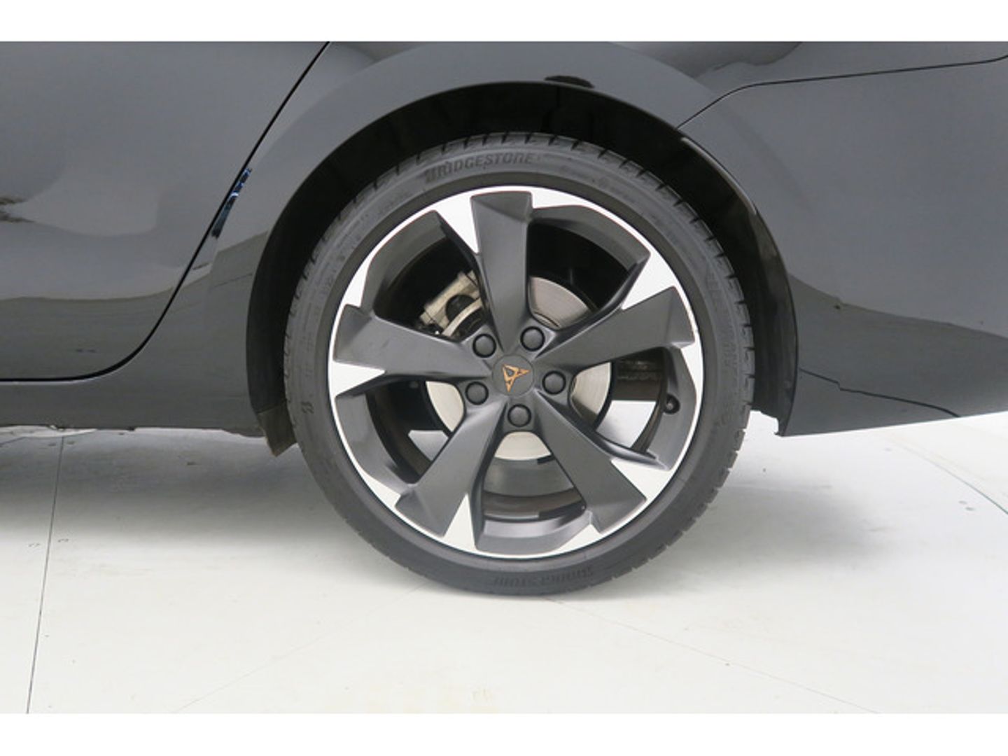 CUPRA Leon Sportstourer 1.5 eTSI DSG 110 kW (150 CV)