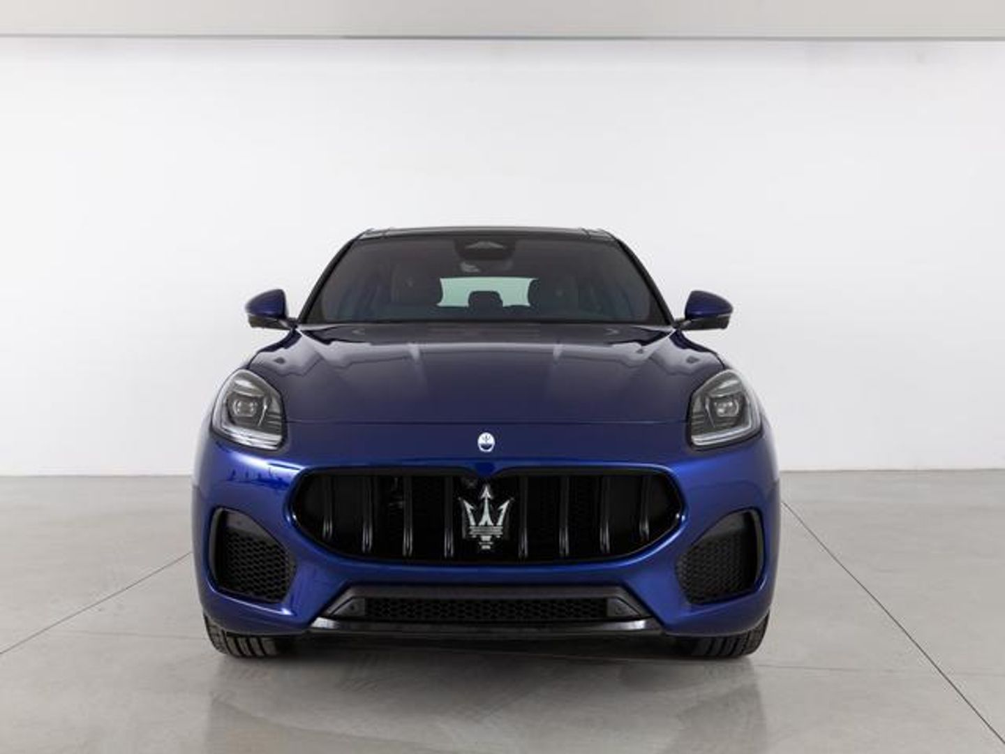 Maserati Grecale 2.0 MHEV Modena L4 AWD 243 kW (330 CV) Azul All Terrain / Pick-up