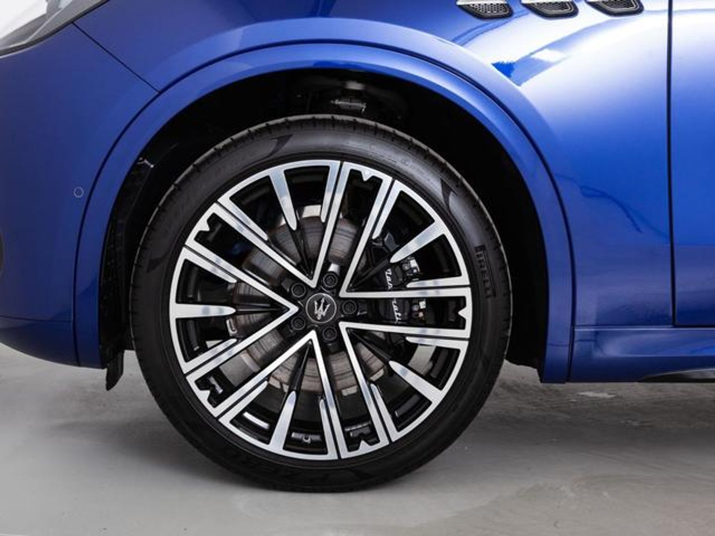 Maserati Grecale 2.0 MHEV Modena L4 AWD 243 kW (330 CV)