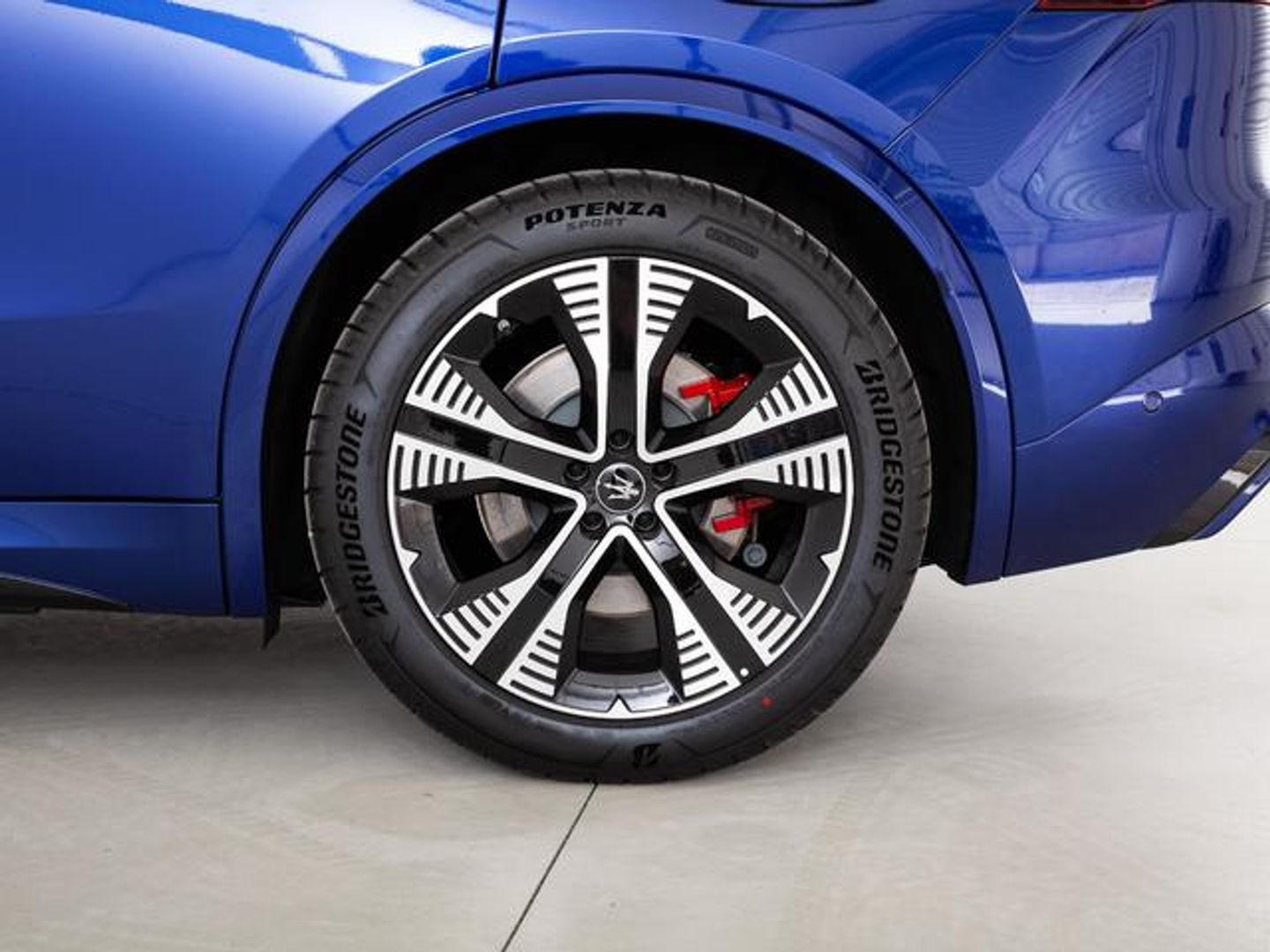 Maserati Grecale Folgore AWD 410 kW (558 CV)