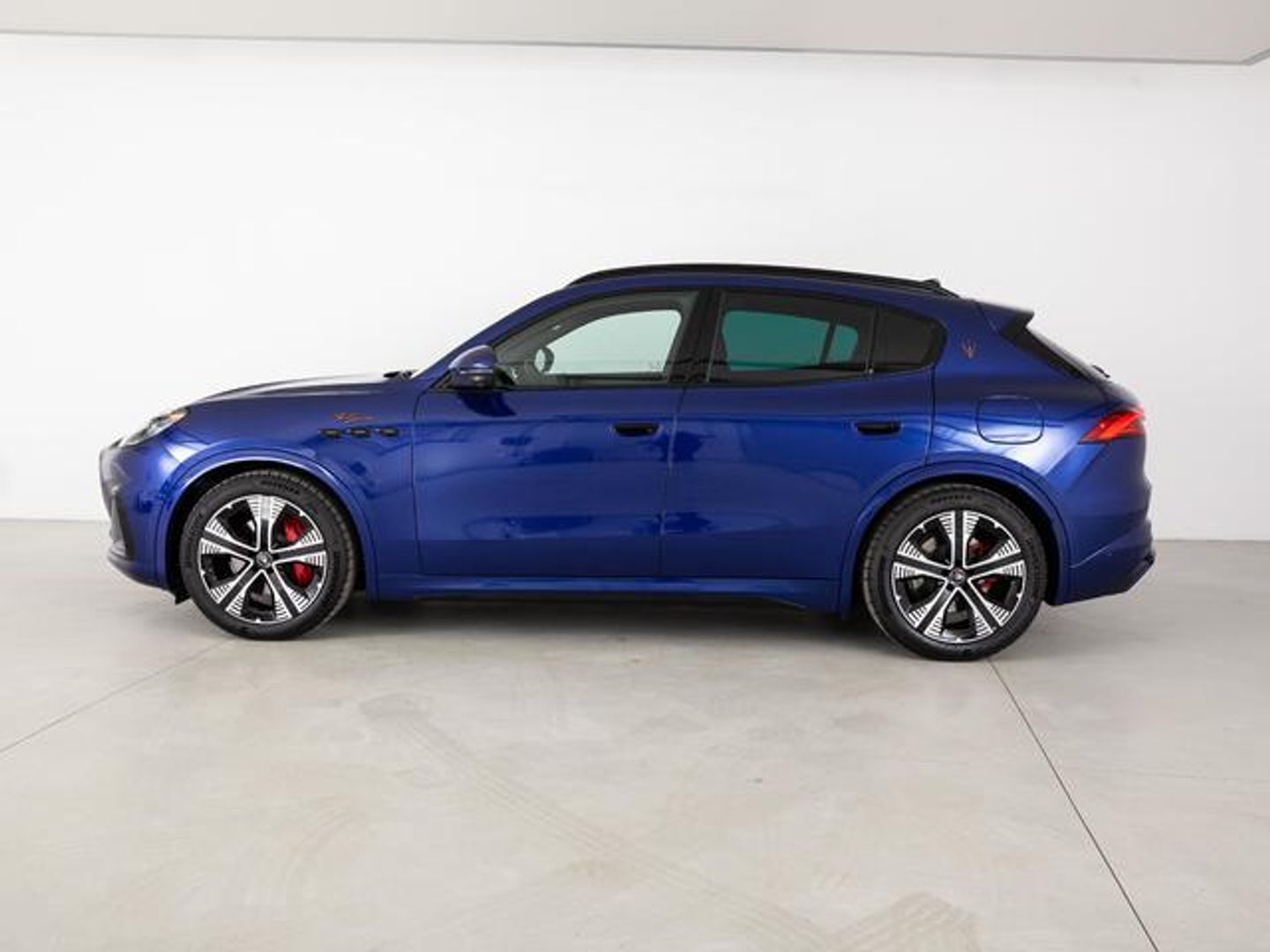 Maserati Grecale Folgore AWD 410 kW (558 CV)