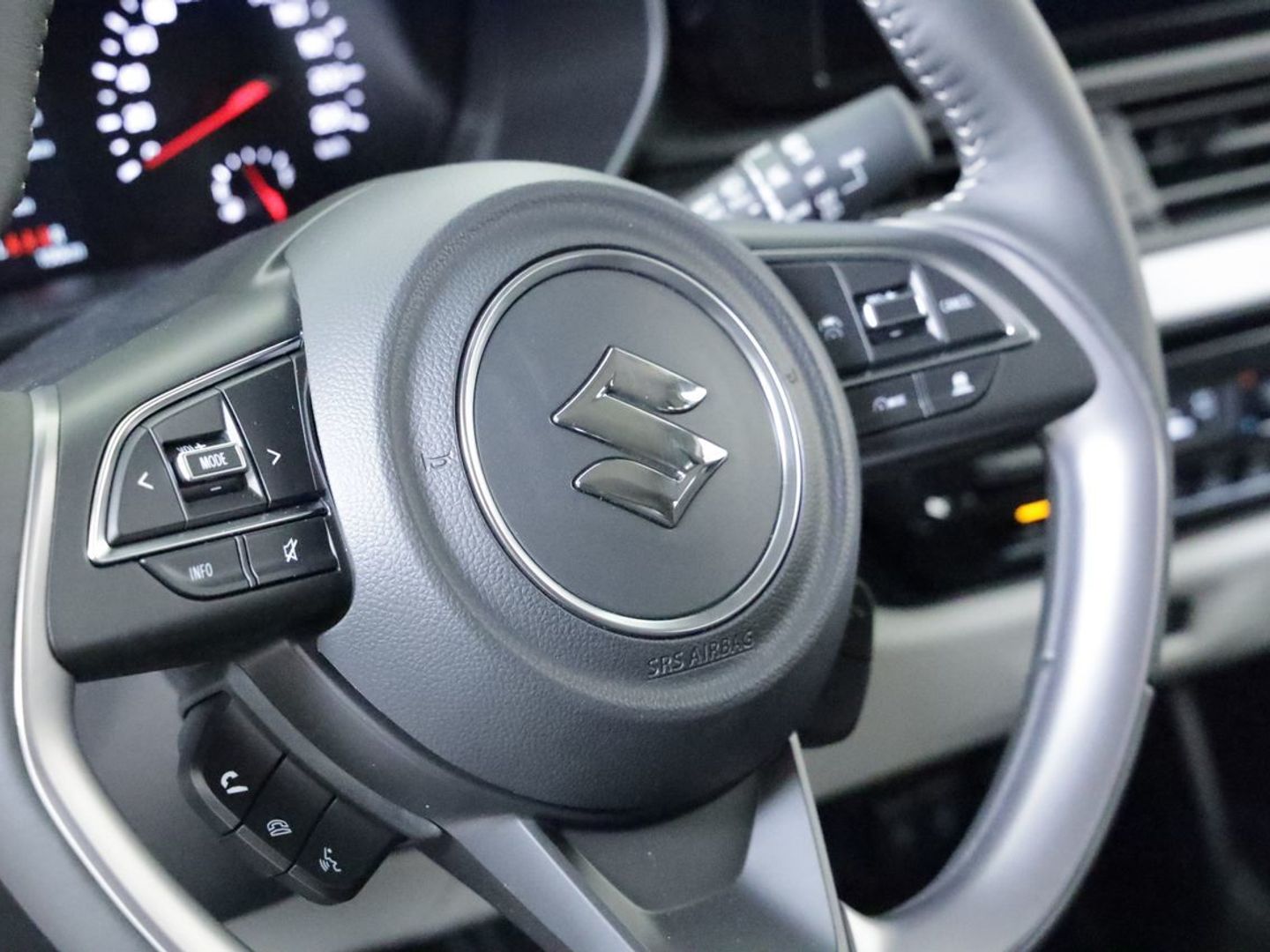 Suzuki Swift 1.2 Mild Hybrid S2 61 kW (83 CV)