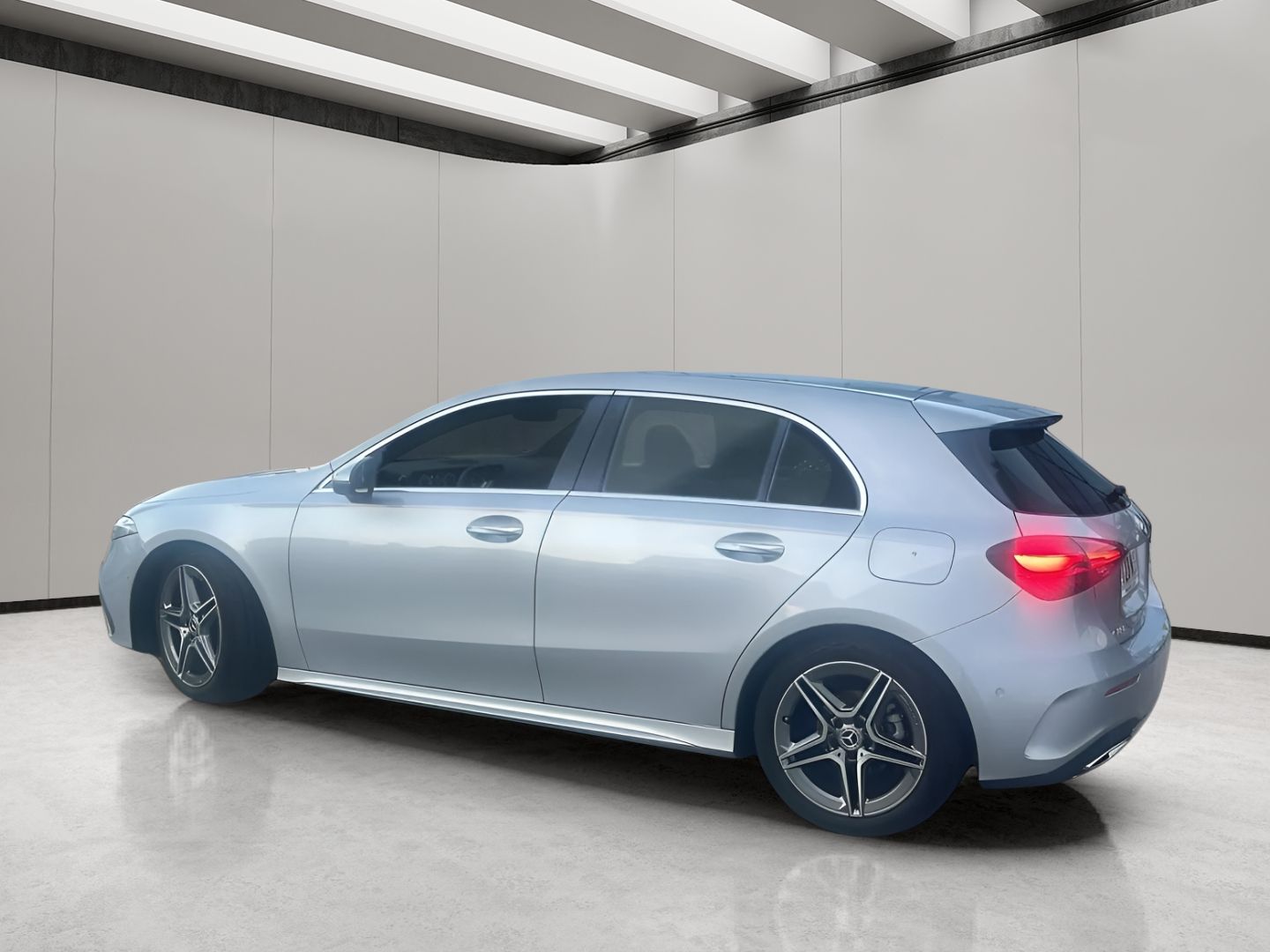 Mercedes-Benz Clase A 180 100 kW (136 CV)