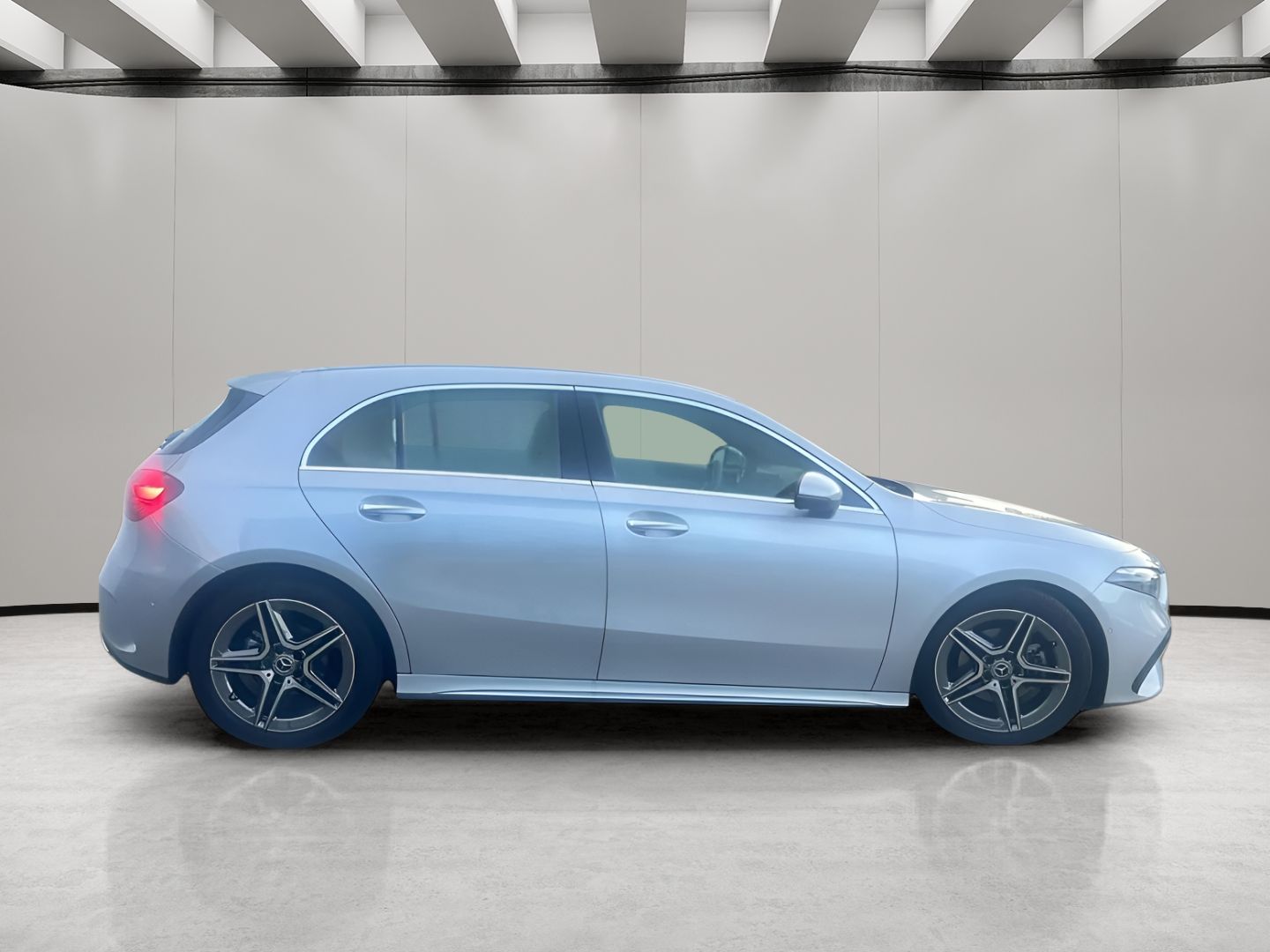 Mercedes-Benz Clase A 180 100 kW (136 CV)