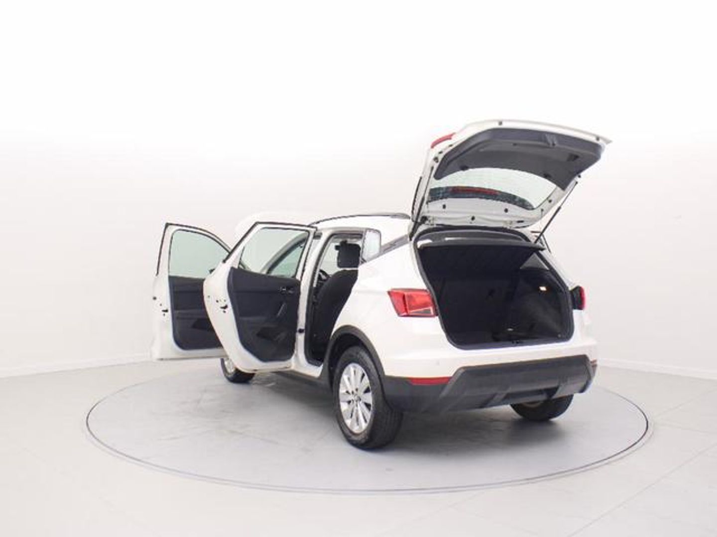 SEAT Arona 1.6 TDI Ecomotive S&S Style 70 kW (95 CV)
