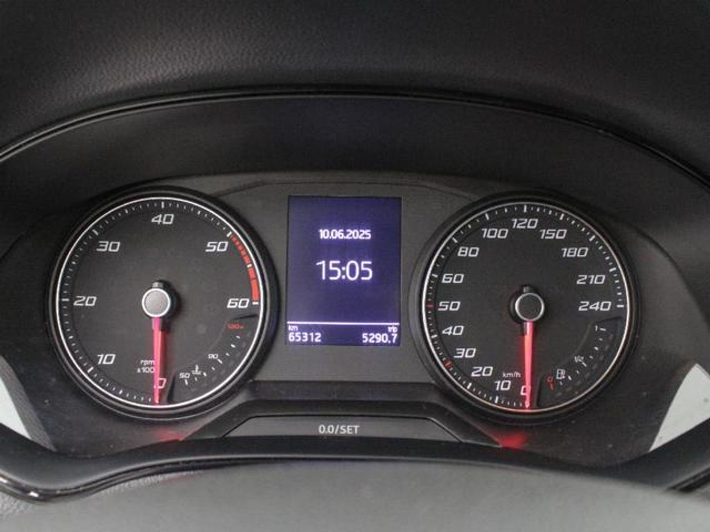 SEAT Arona 1.6 TDI Ecomotive S&S Style 70 kW (95 CV)