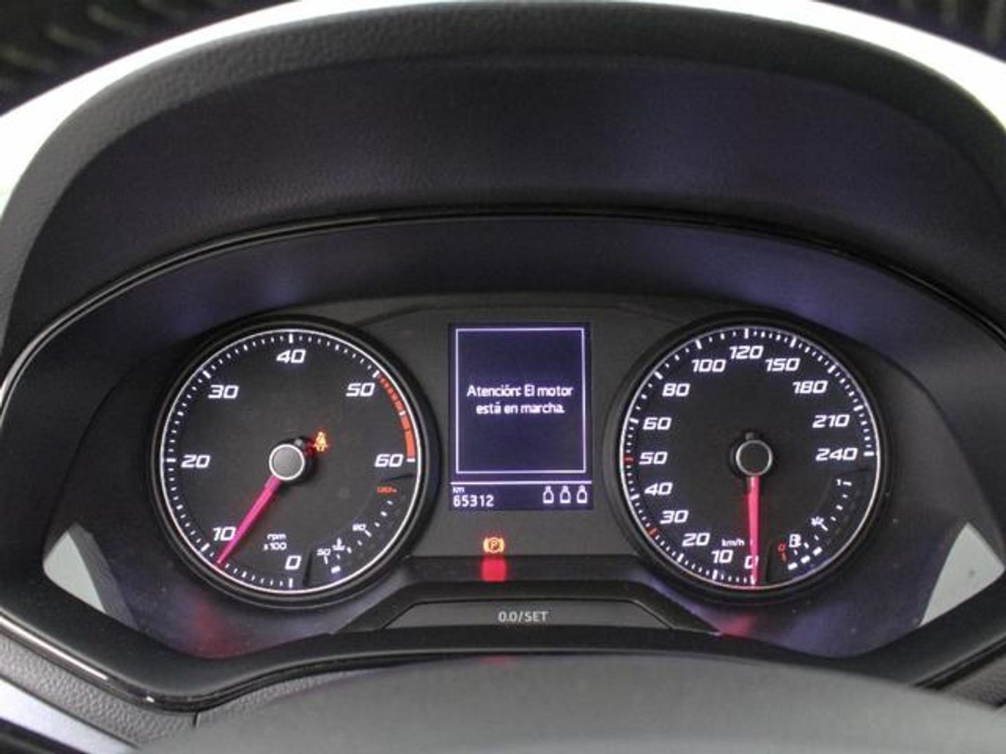 SEAT Arona 1.6 TDI Ecomotive S&S Style 70 kW (95 CV)