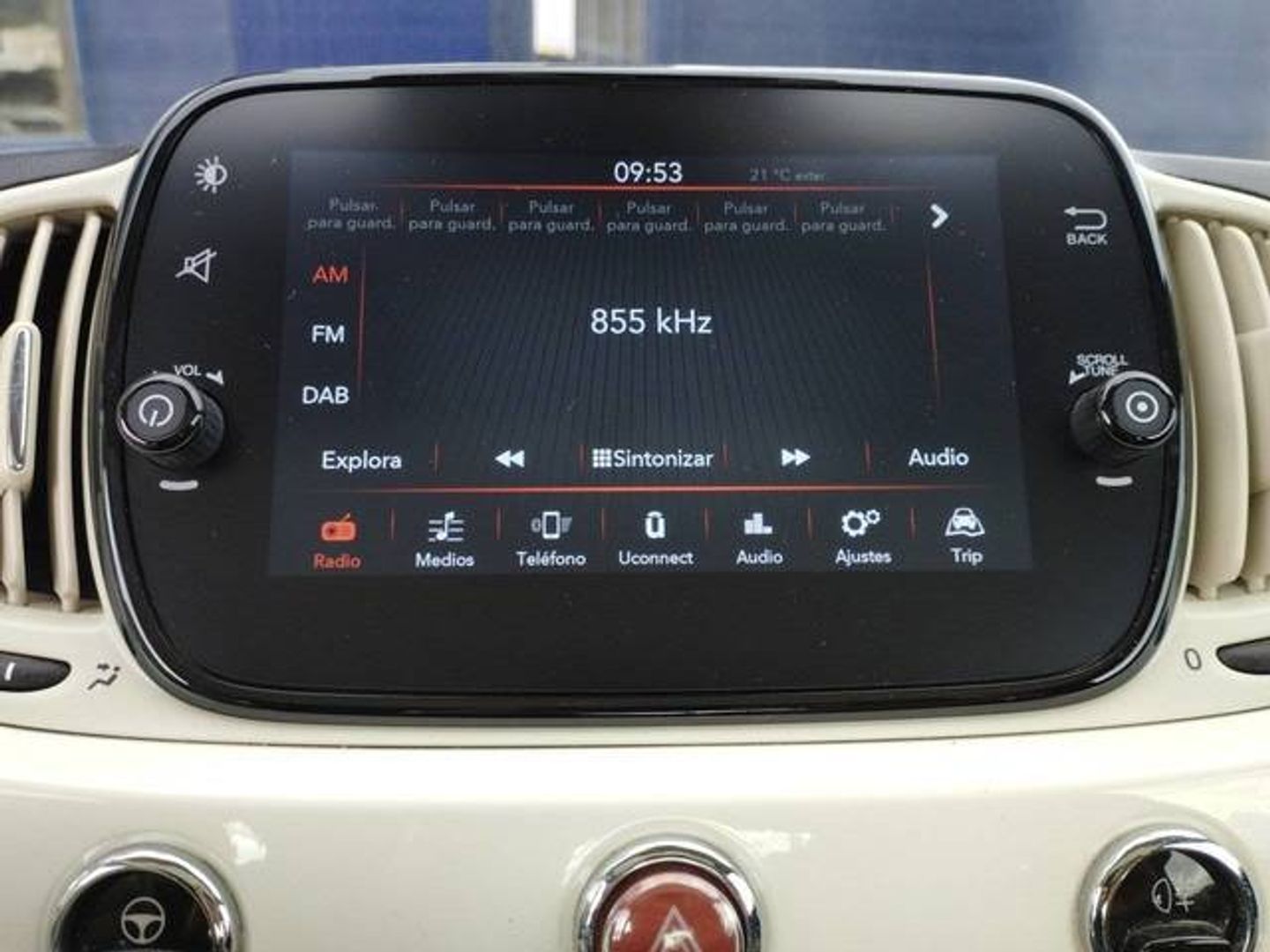 Fiat 500 1.0 Hybrid Dolcevita 51 kW (70 CV)
