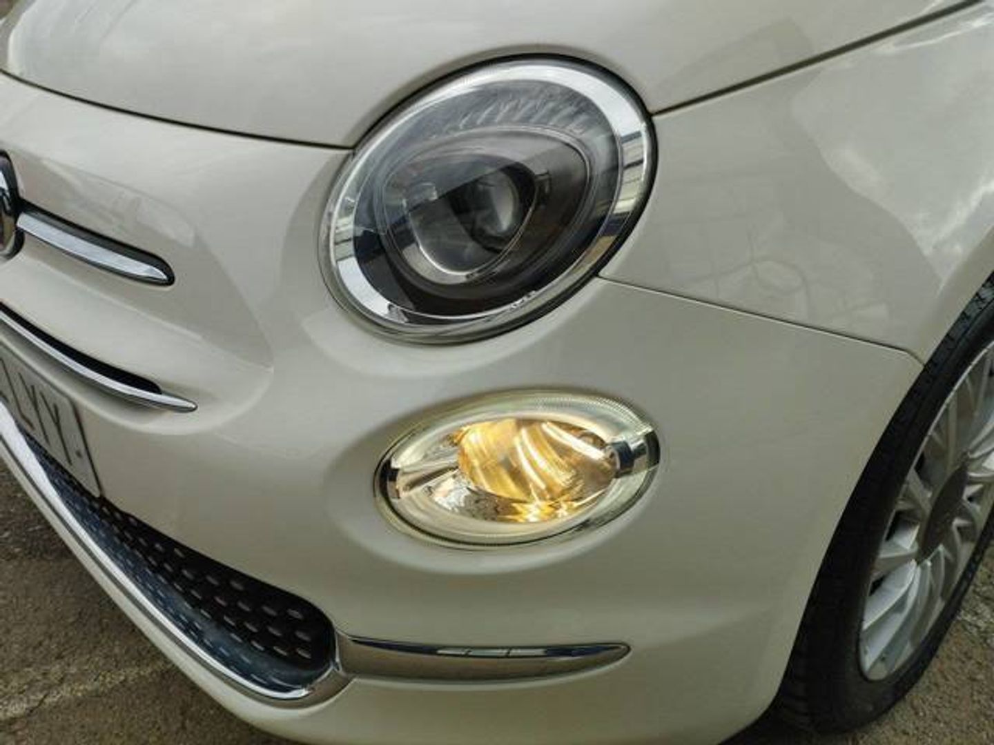 Fiat 500 1.0 Hybrid Dolcevita 51 kW (70 CV)