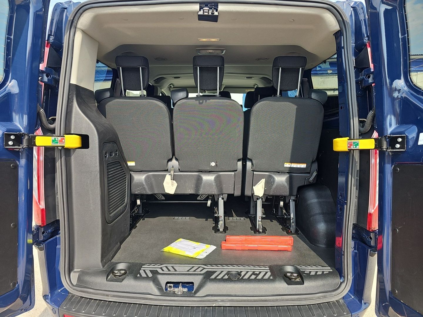 Ford Transit Custom Kombi 2.0 TDCI MHEV 320 L1 Trend 96 kW (130 CV)