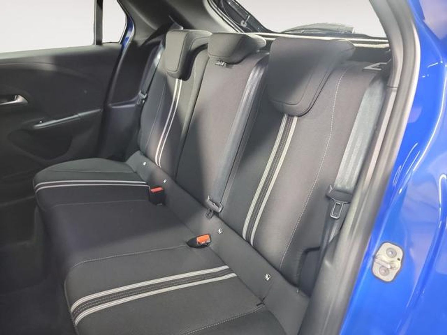 Opel Corsa 1.2T XHT GS 74 kW (100 CV)