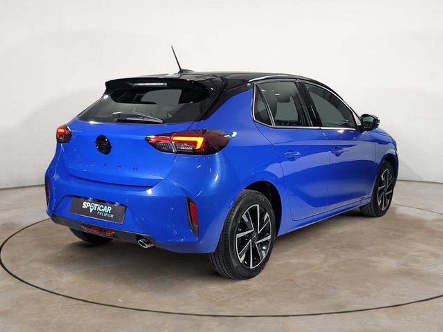 Opel Corsa 1.2T XHT GS 74 kW (100 CV)