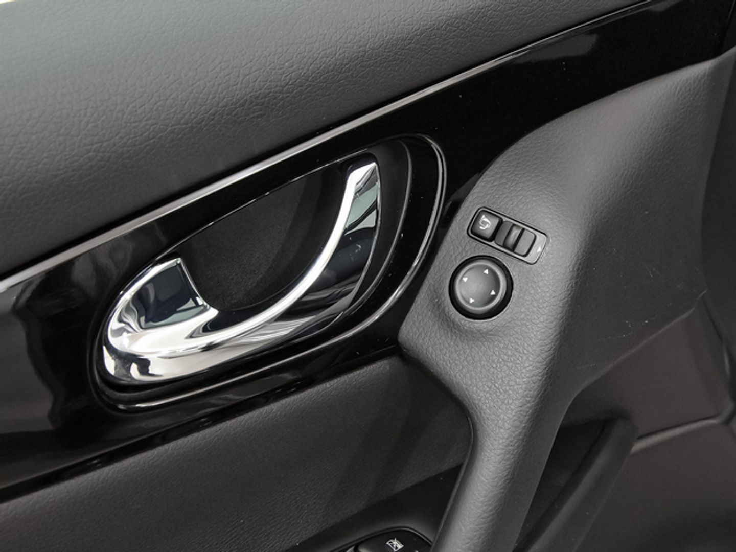 Nissan Qashqai DIG-T 140 N-Connecta 103 kW (140 CV)