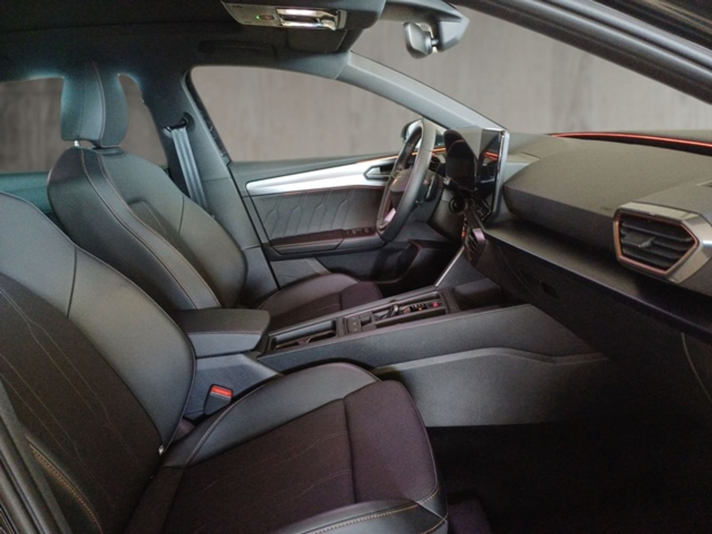 CUPRA Leon Sportstourer 1.5 eTSI DSG 110 kW (150 CV)
